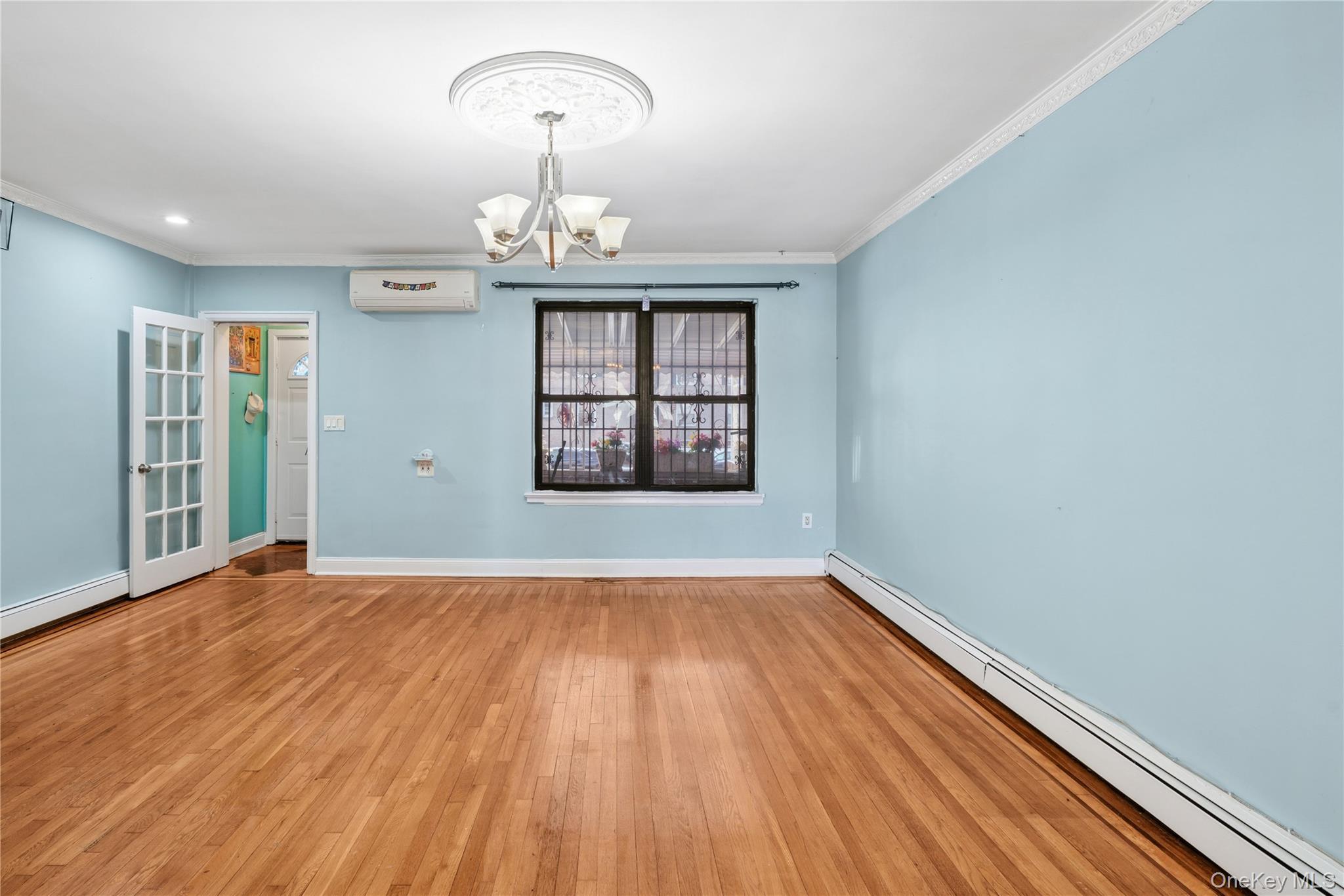 Single Family Hobart  Queens, NY 11377, MLS-934331-4