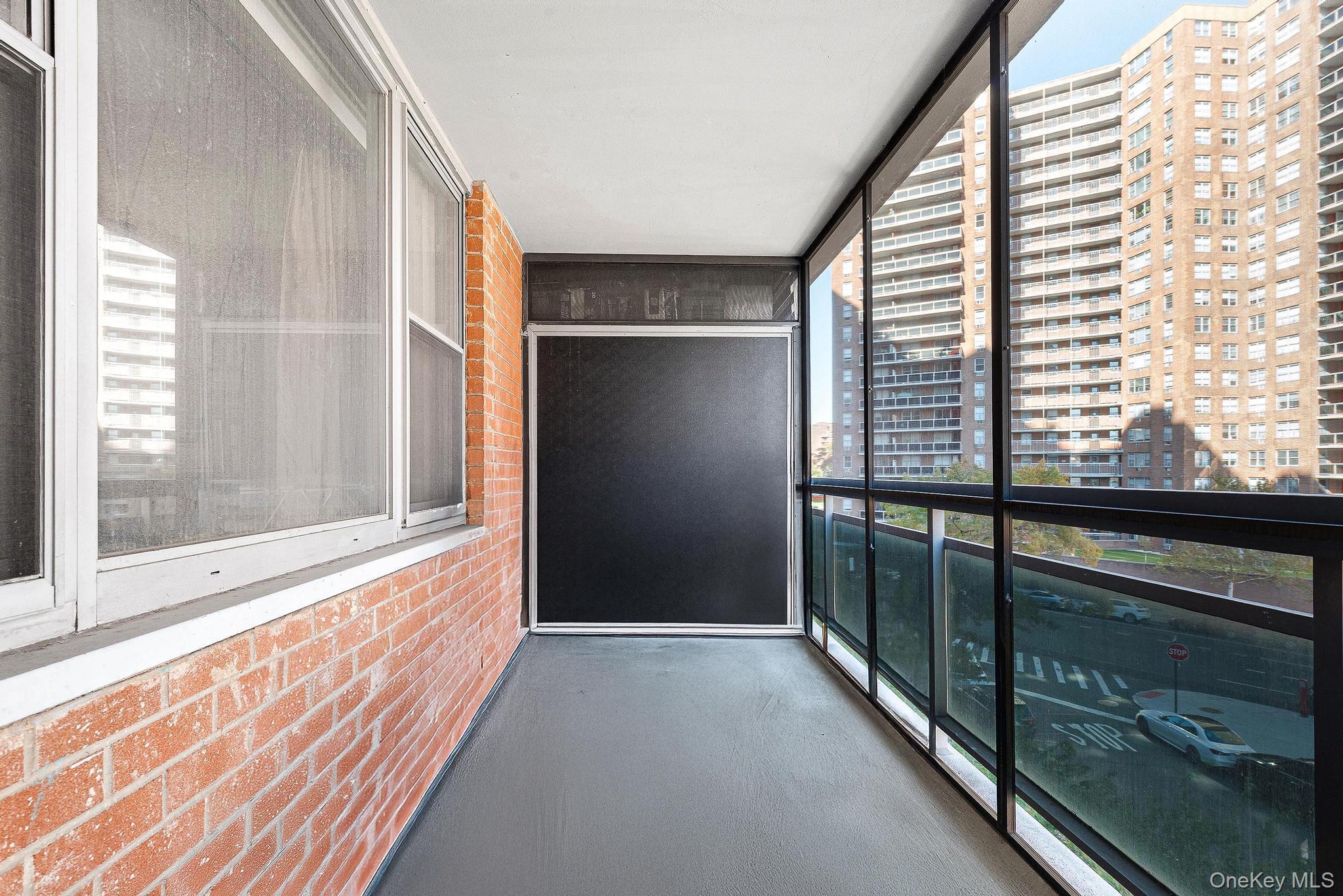 Condo Yellowstone  Queens, NY 11375, MLS-934334-10