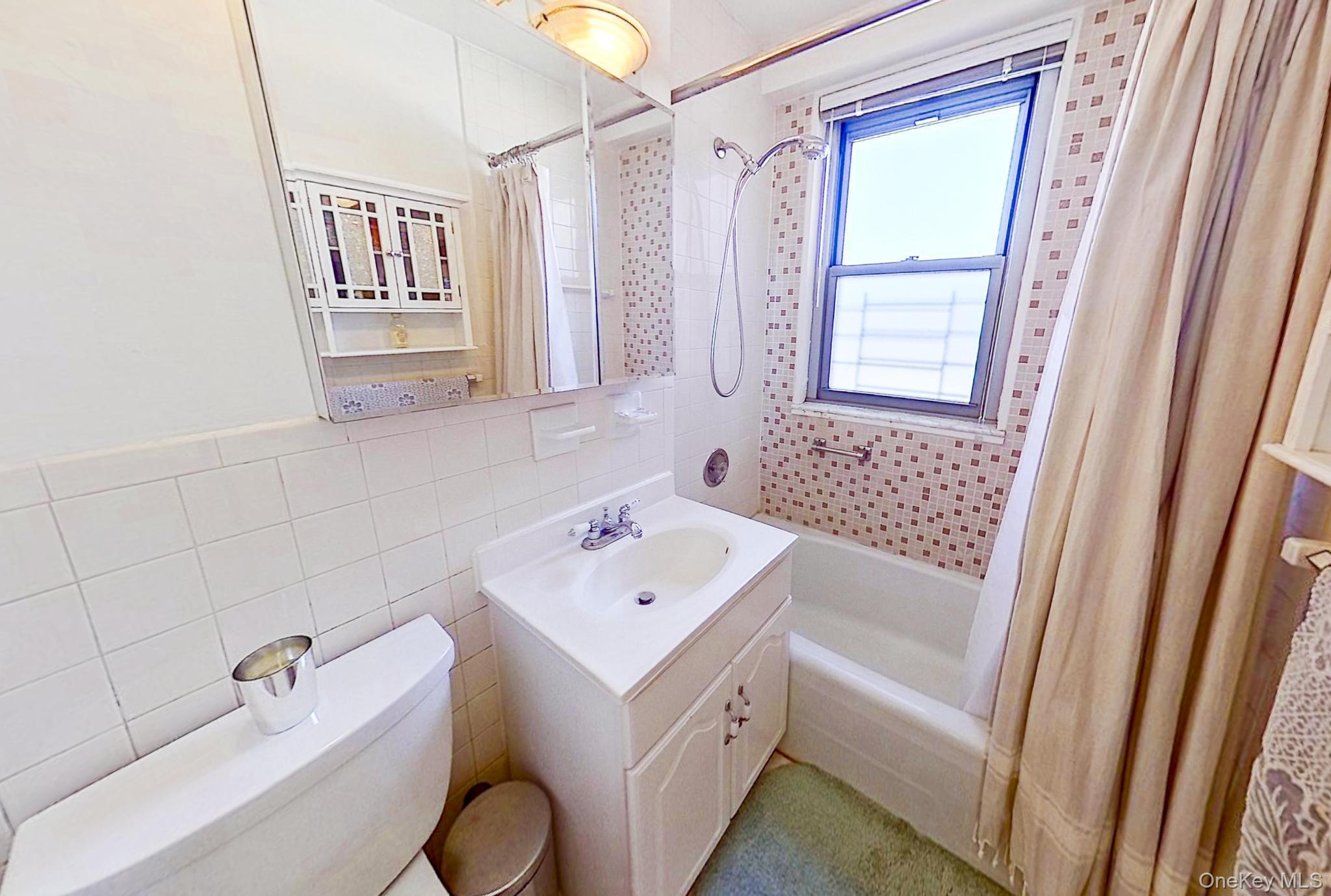 Condo Yellowstone  Queens, NY 11375, MLS-934334-21