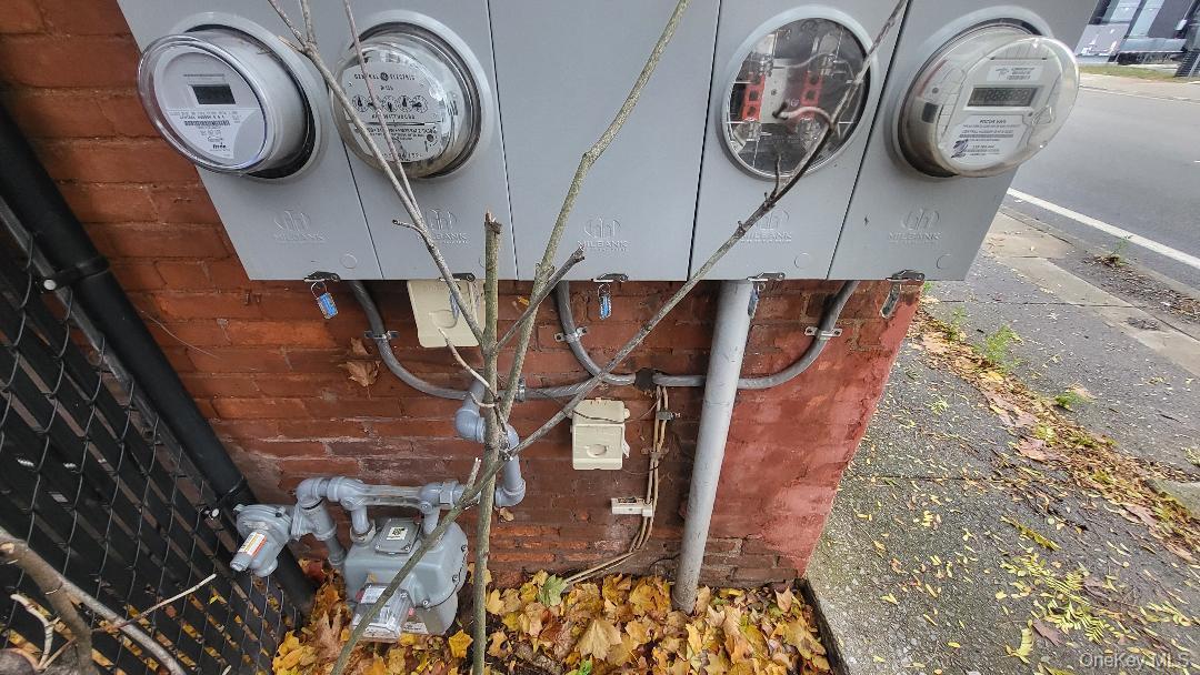 Single Family Church Dutchess County, NY 12601, MLS-934390-27