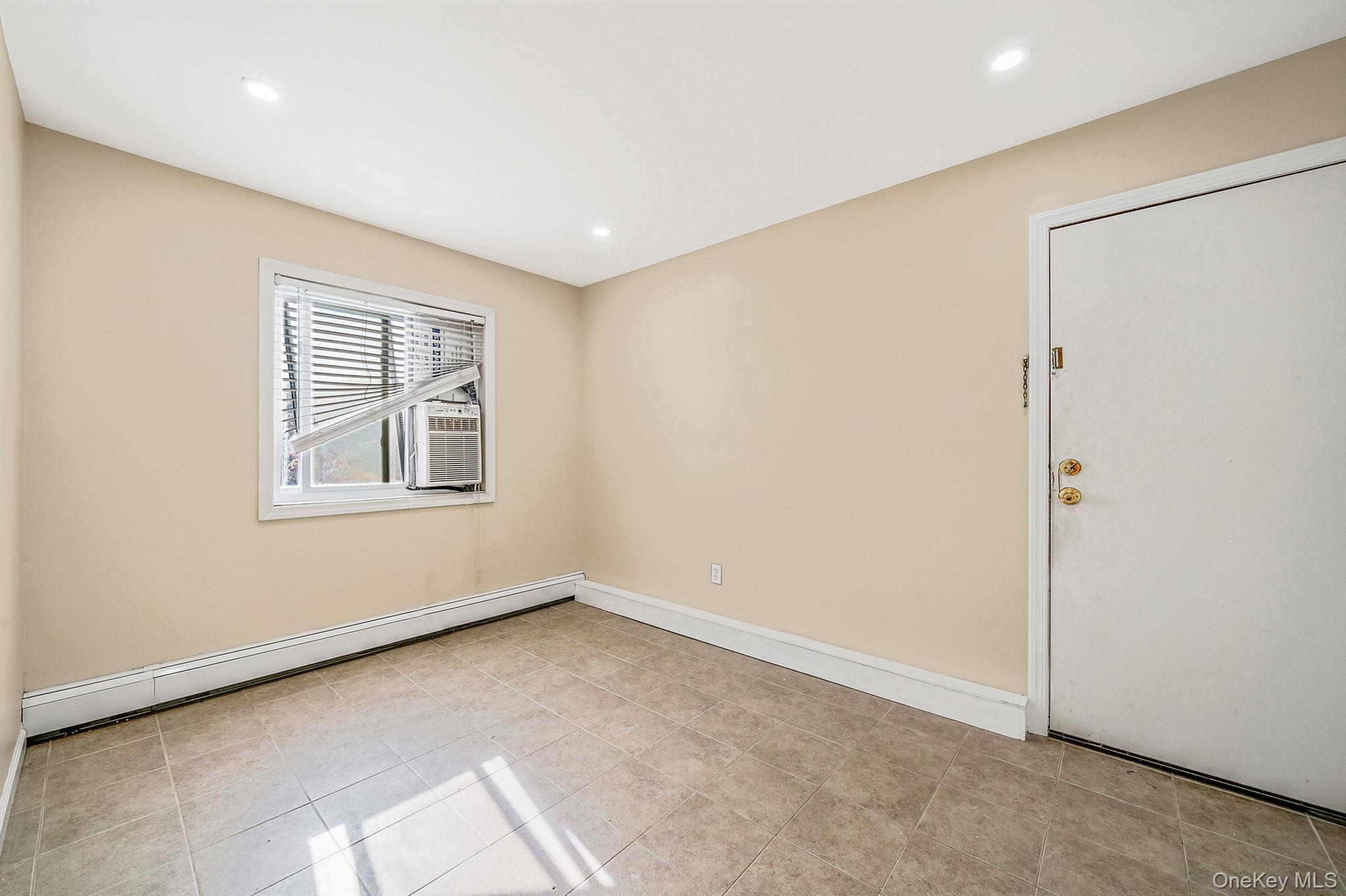 Single Family Bay Place  Suffolk County, NY 11757, MLS-934396-16