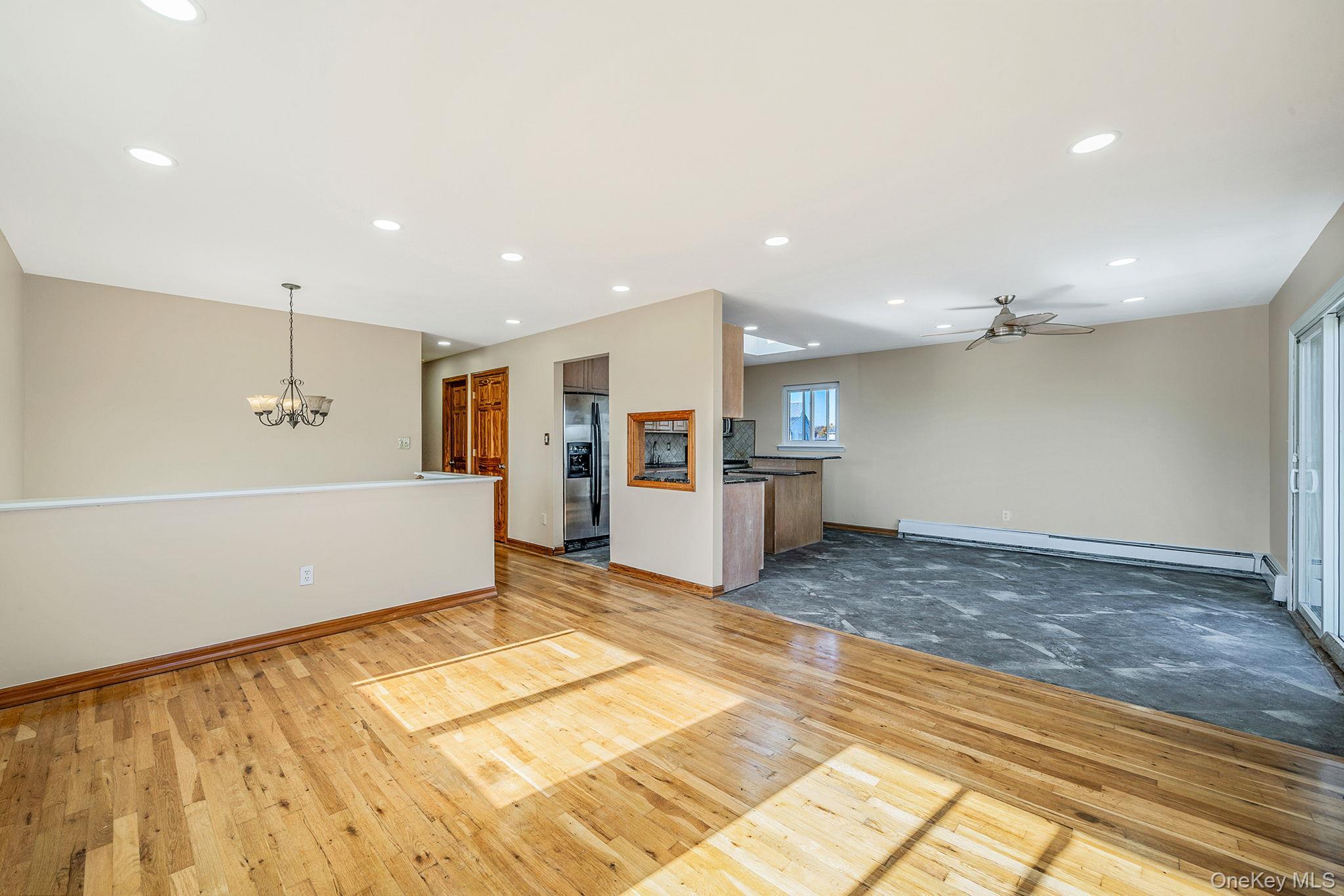 Single Family Bay Place  Suffolk County, NY 11757, MLS-934396-5