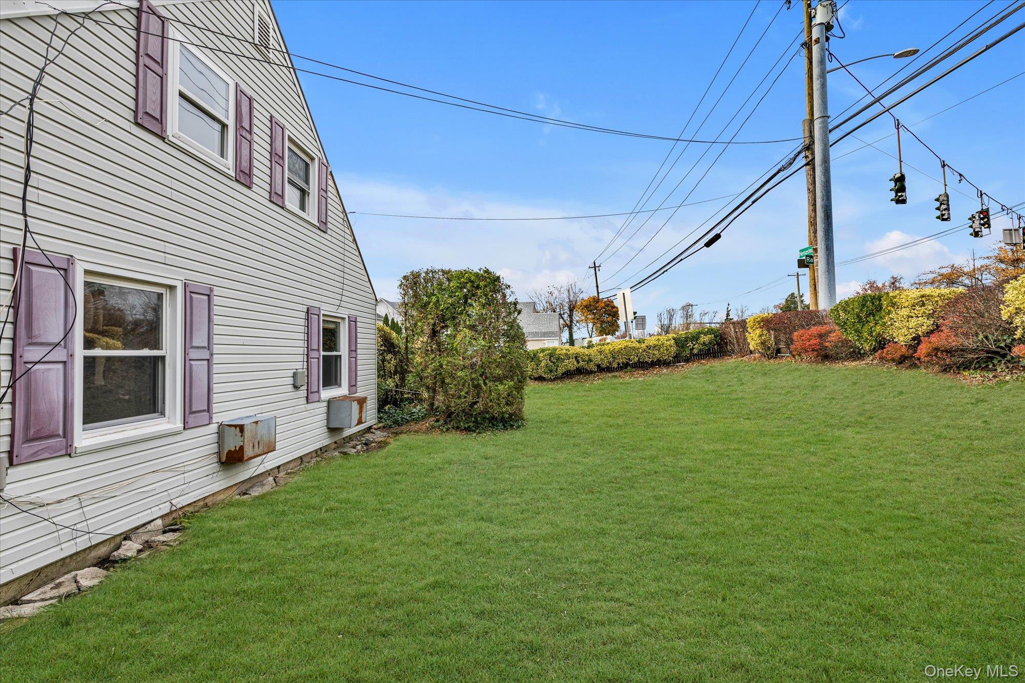 Single Family Ranch Nassau County, NY 11756, MLS-934404-17