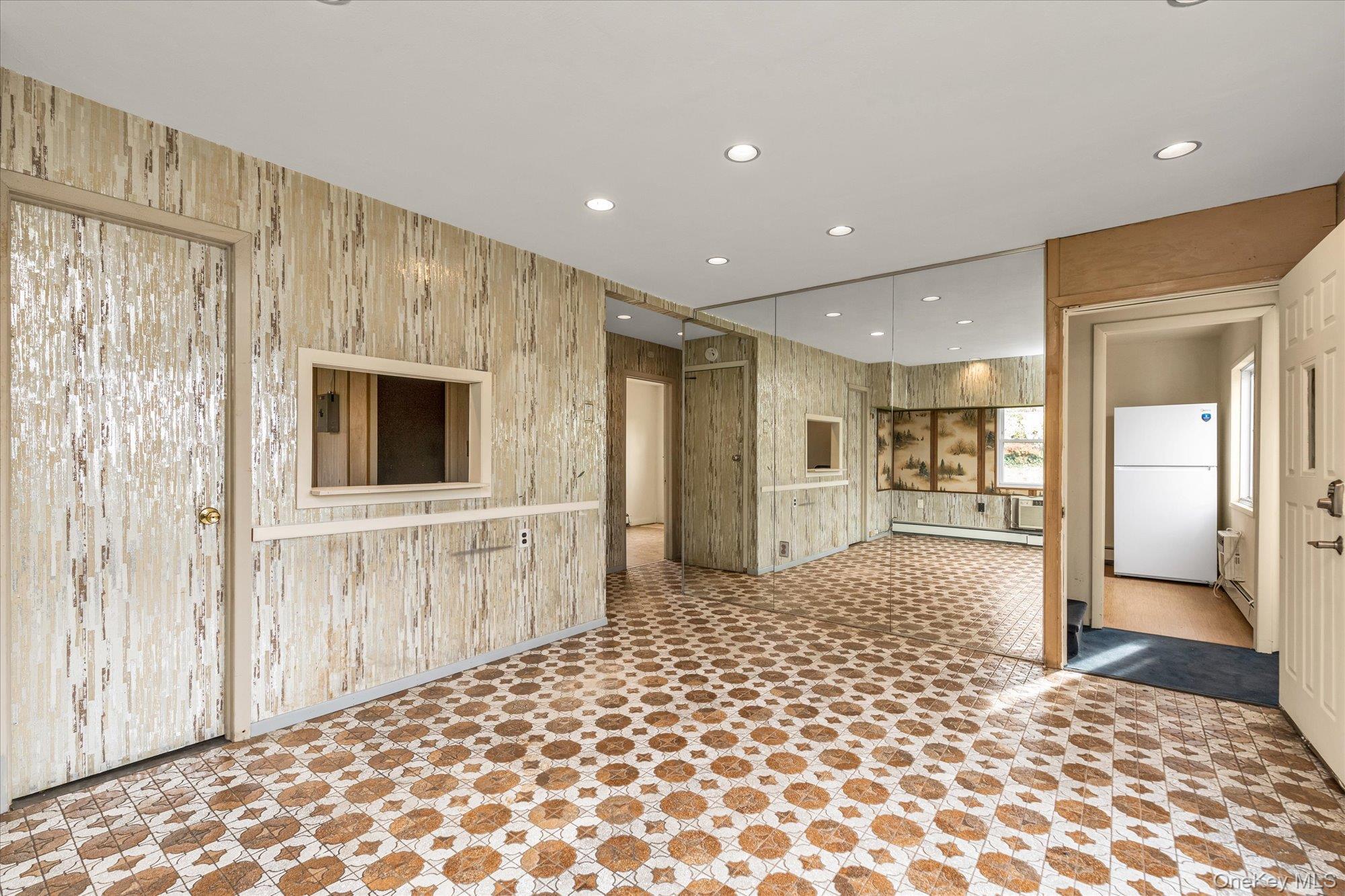 Single Family Ranch Nassau County, NY 11756, MLS-934404-5