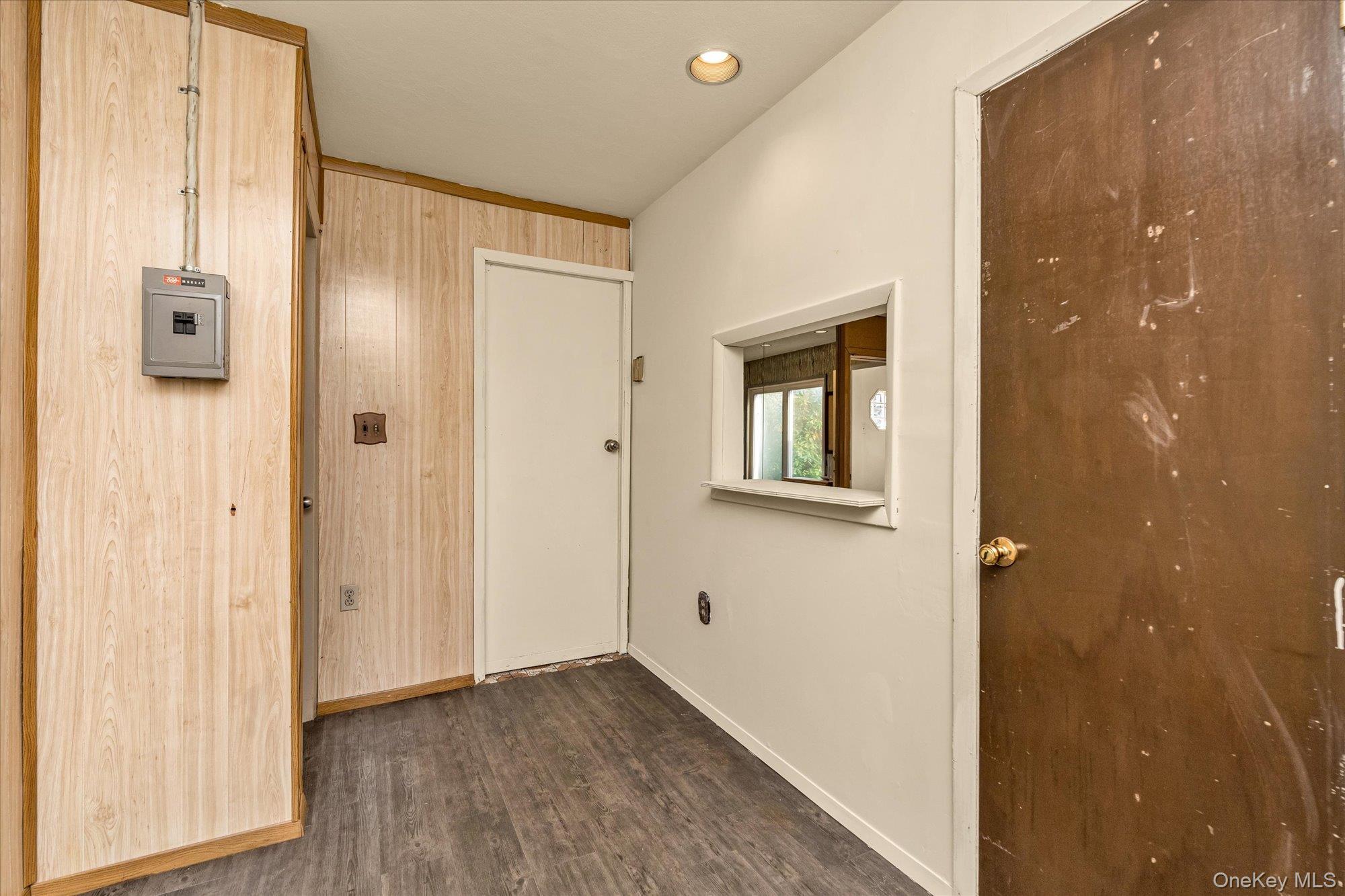 Single Family Ranch Nassau County, NY 11756, MLS-934404-9