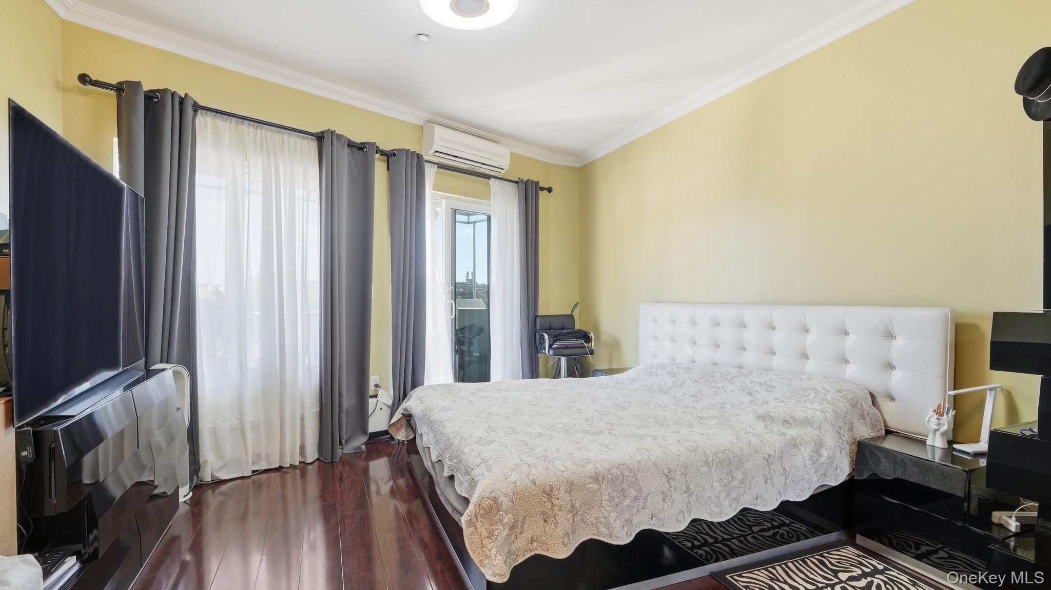 Condo Nostrand  Brooklyn, NY 11235, MLS-934420-30