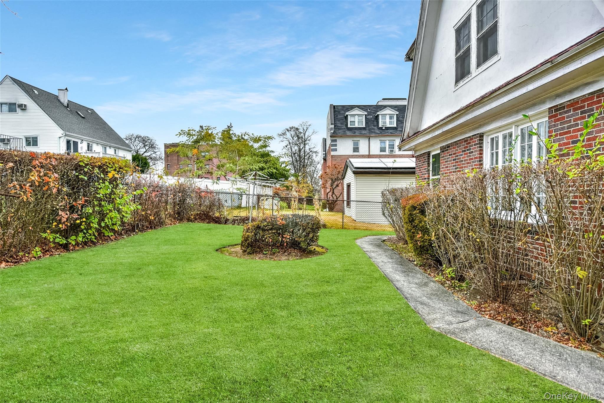 Single Family Battle Westchester County, NY 10606, MLS-934442-6