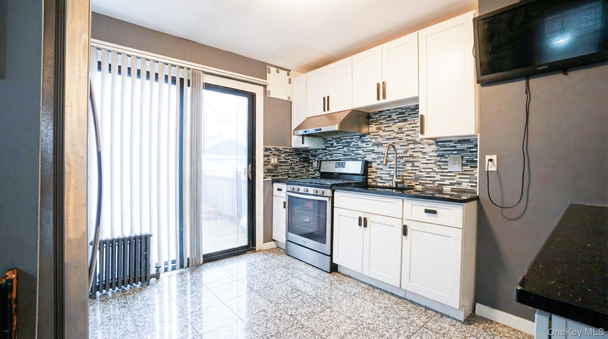 Single Family 202nd  Queens, NY 11423, MLS-934443-7