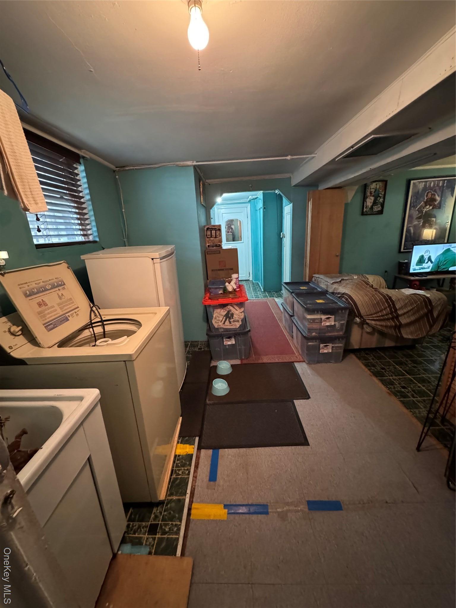 Single Family 222nd Bronx, NY 10469, MLS-934467-28