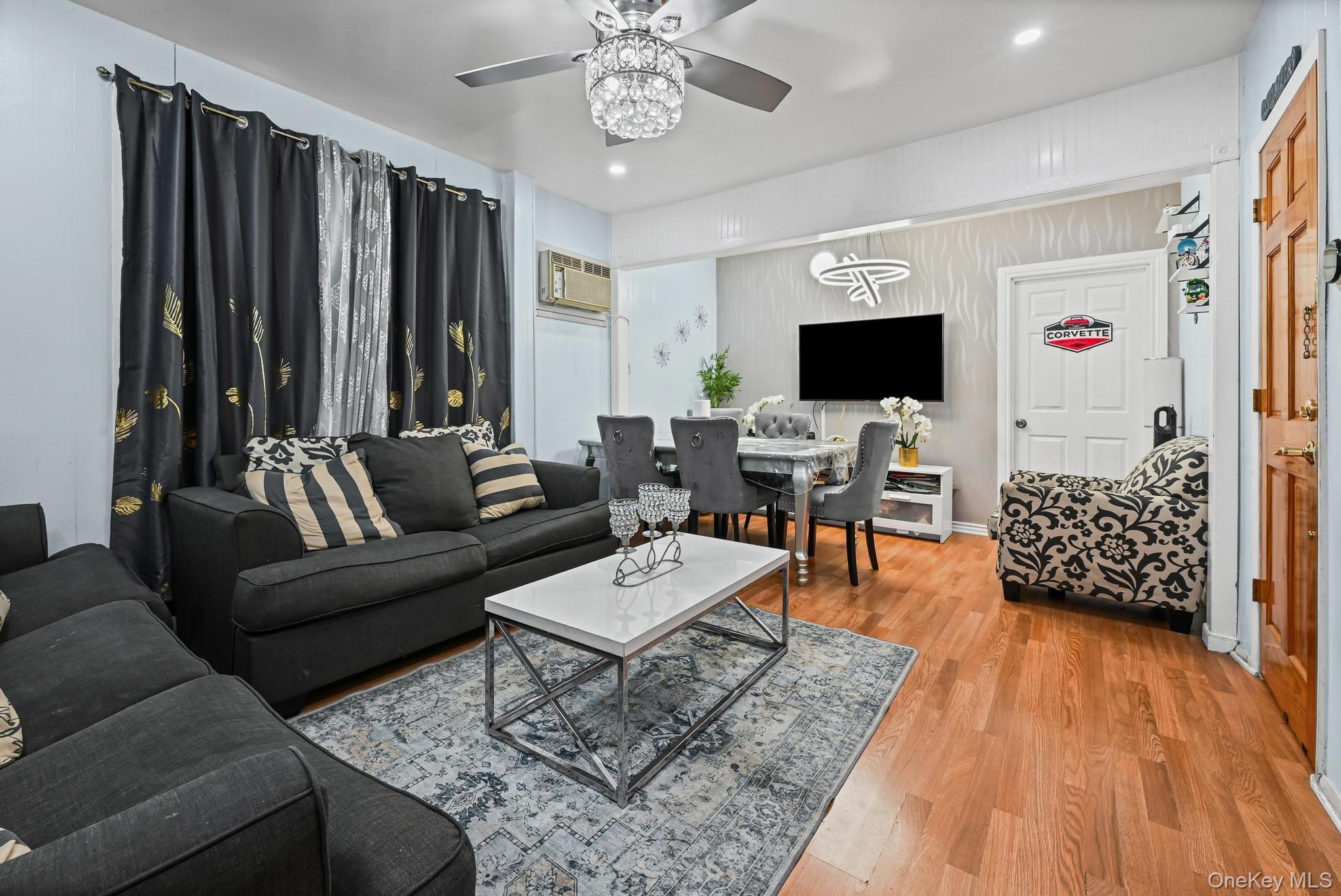 Single Family 76  Queens, NY 11421, MLS-934474-2