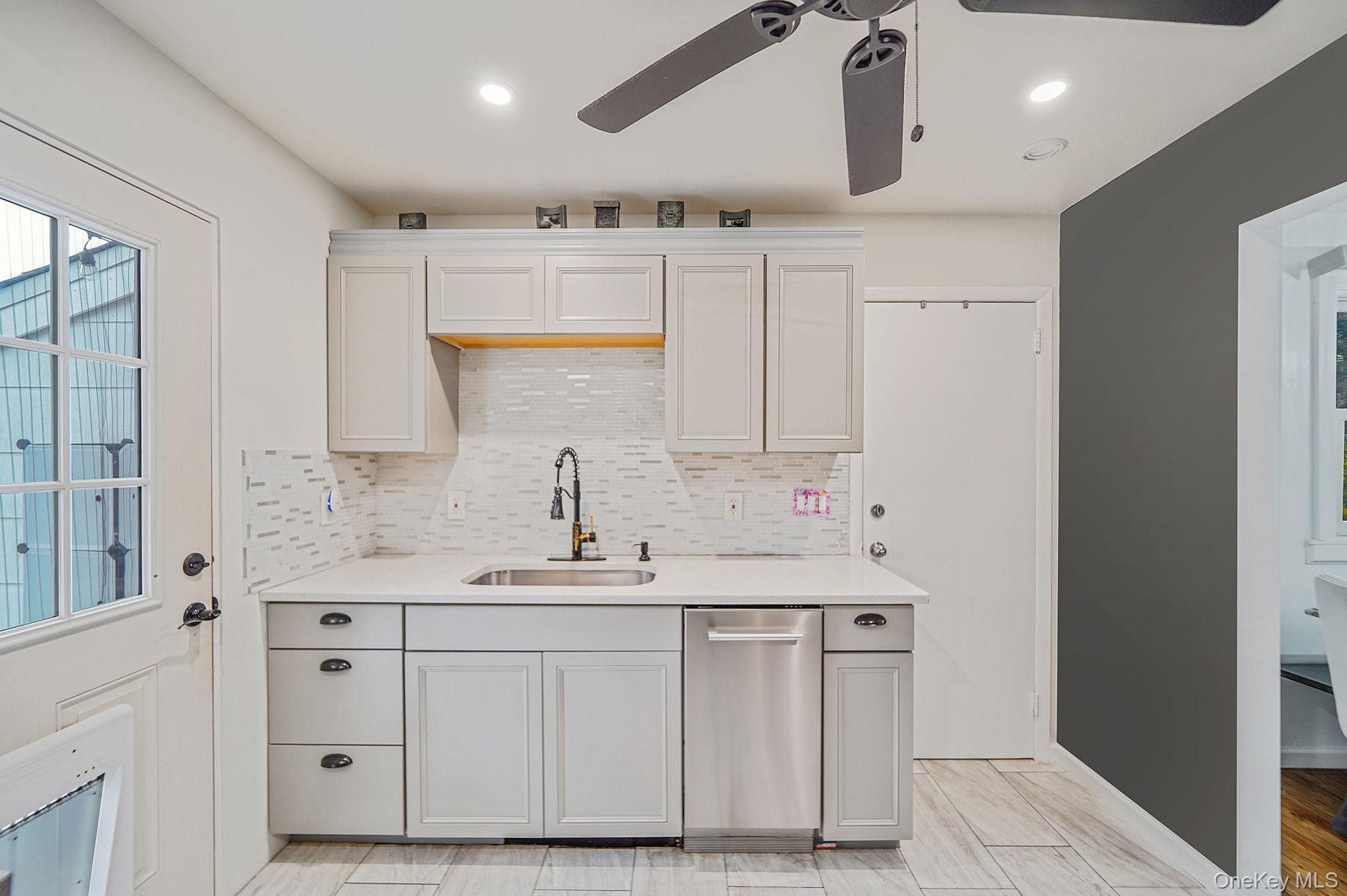 Single Family Jefferson  Suffolk County, NY 11951, MLS-934477-11