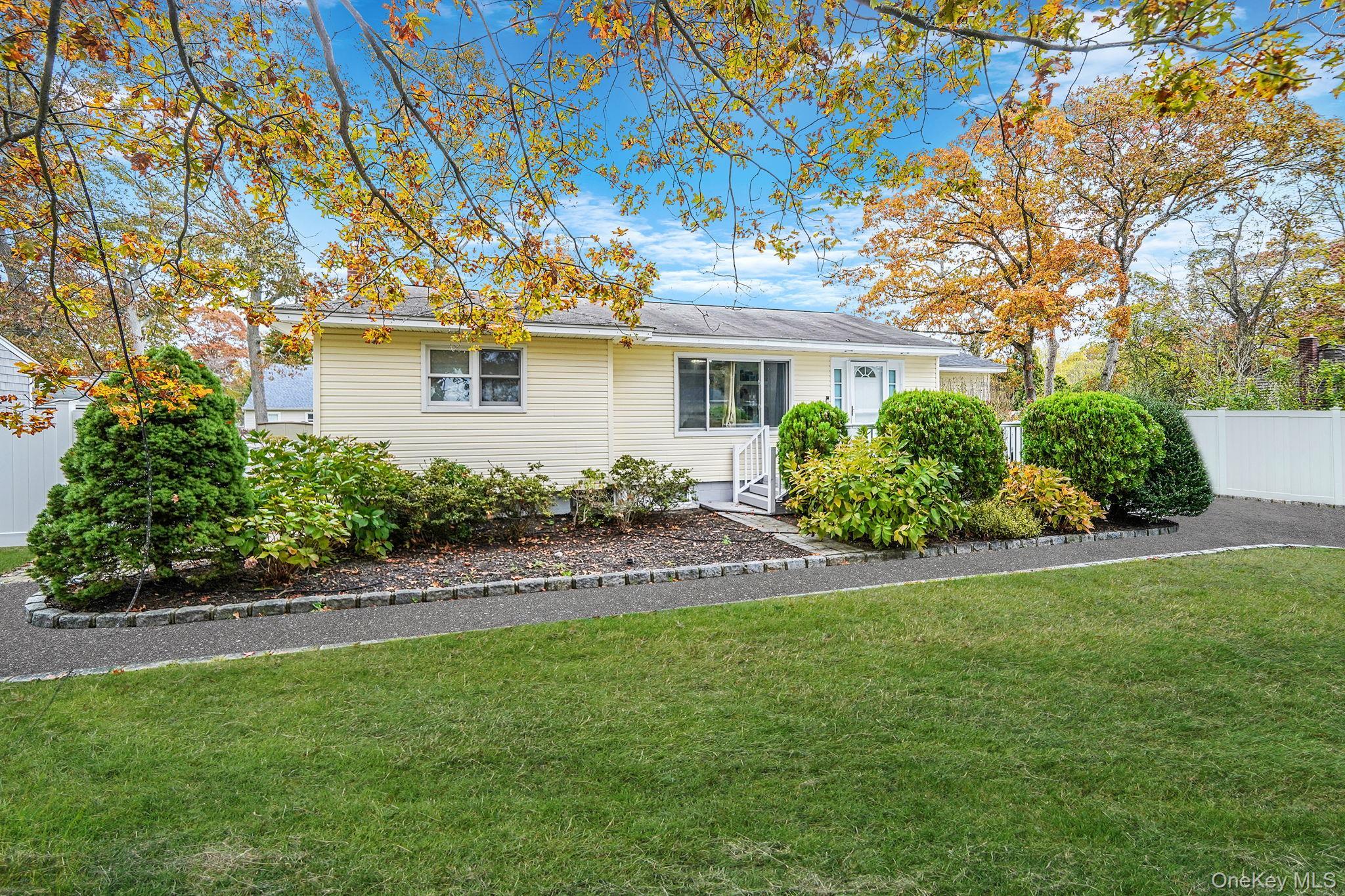 Single Family Jefferson  Suffolk County, NY 11951, MLS-934477-2