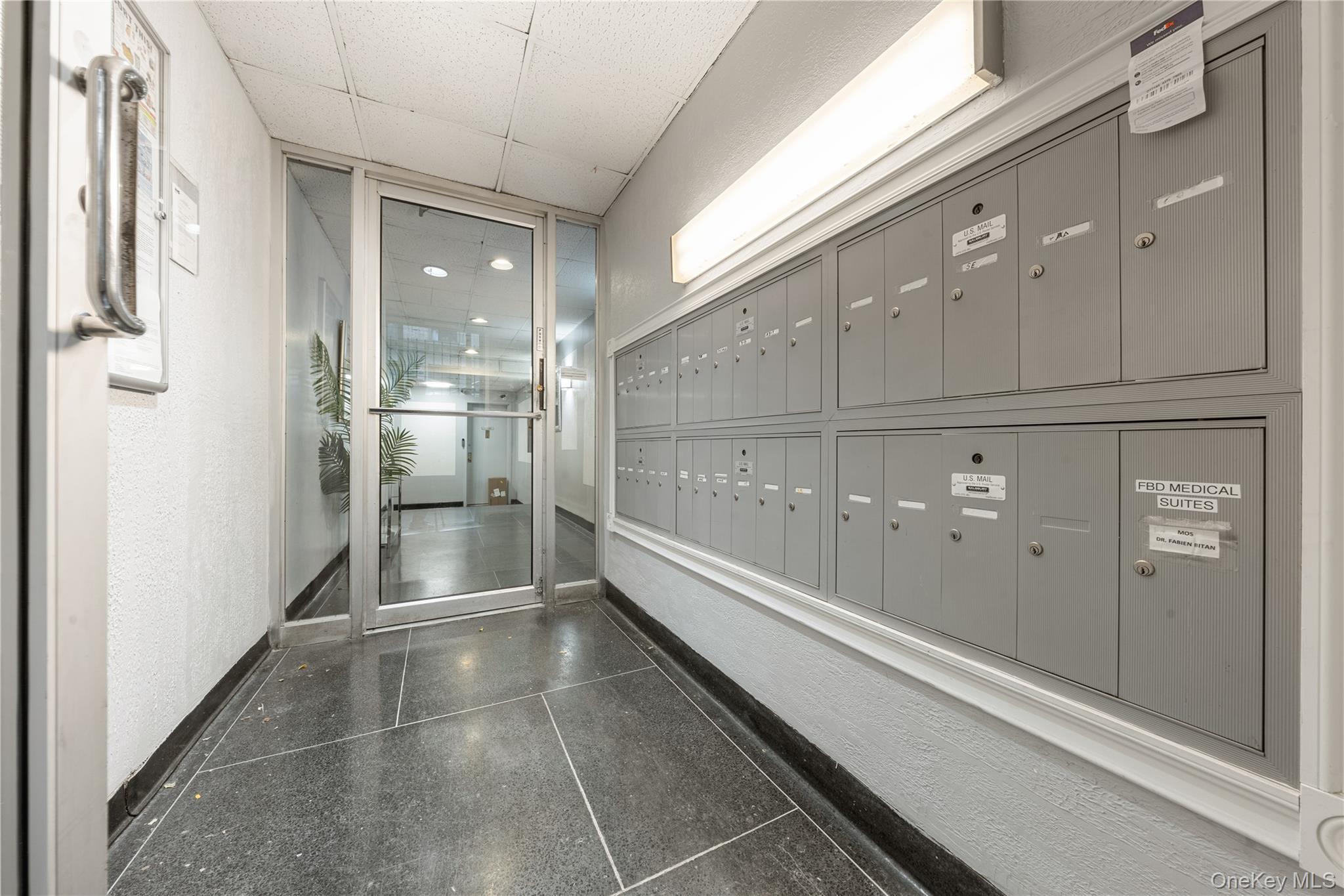 Condo 77th  Manhattan, NY 10075, MLS-934482-13