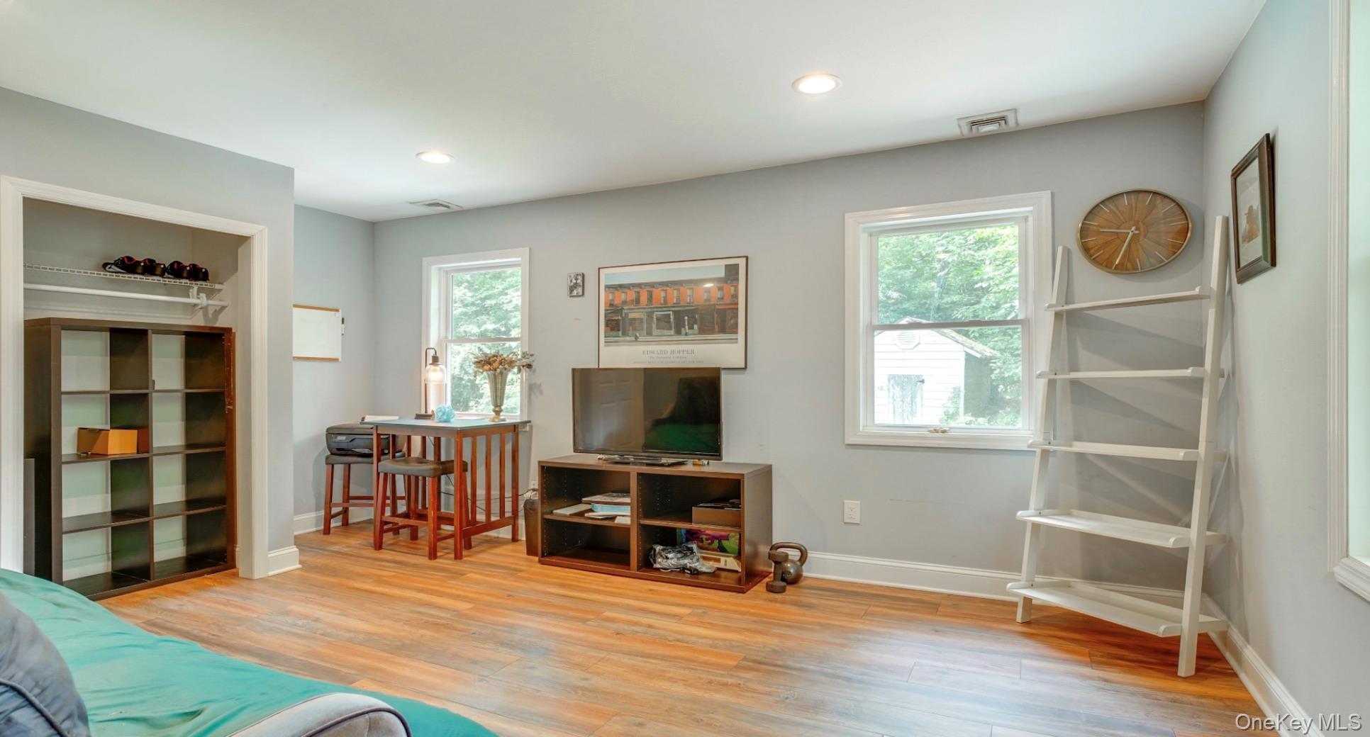 Single Family Warren  Putnam County, NY 12563, MLS-934500-13