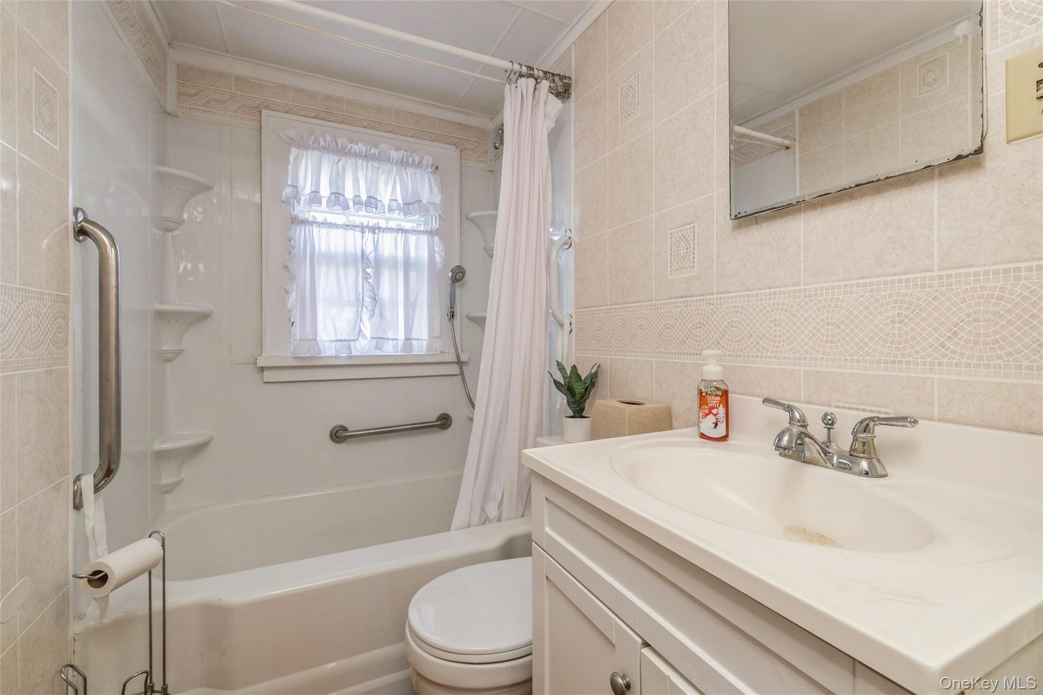 Single Family Riviera Suffolk County, NY 11950, MLS-934502-12