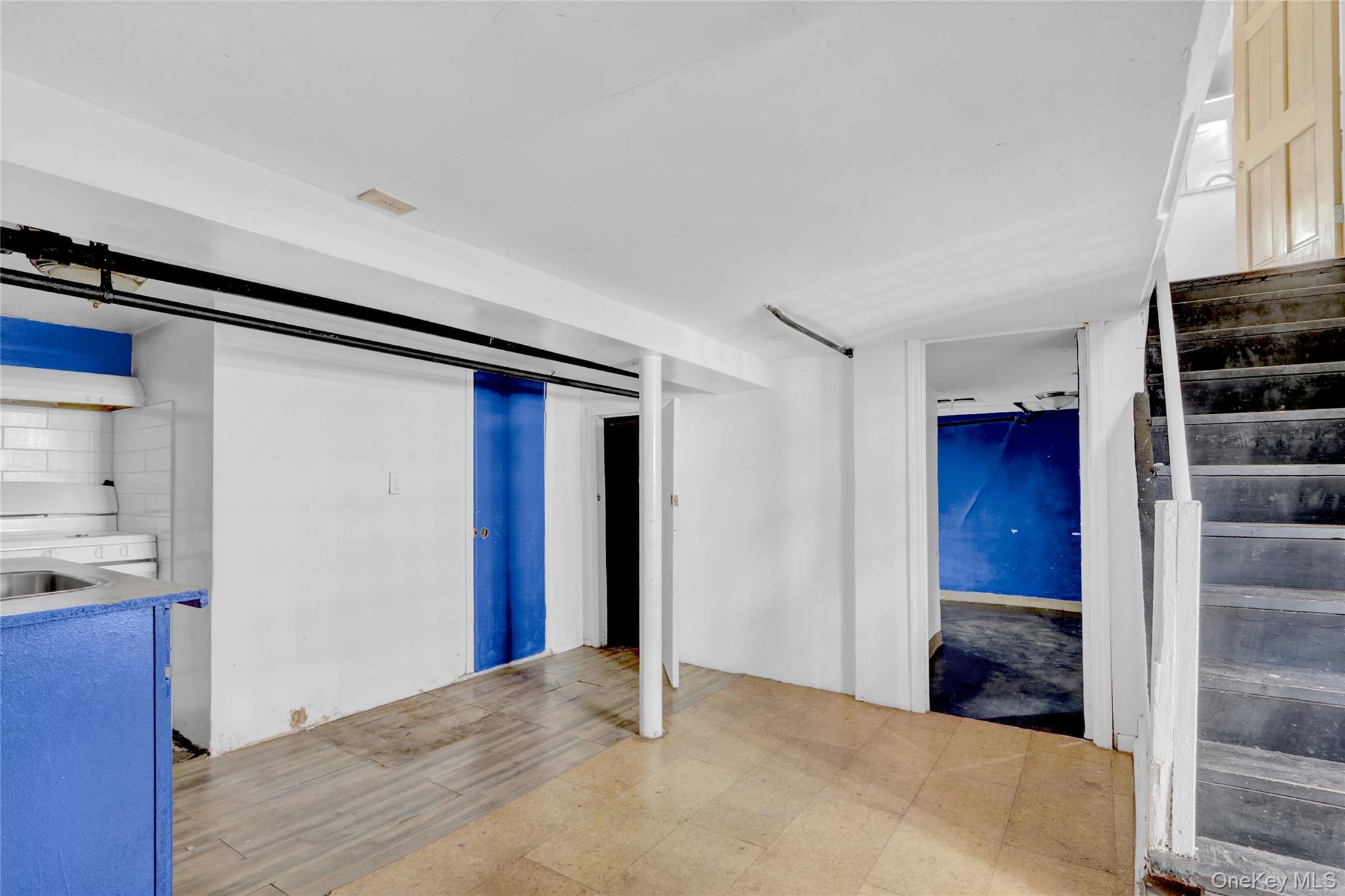 Single Family Collier  Queens, NY 11691, MLS-934529-17