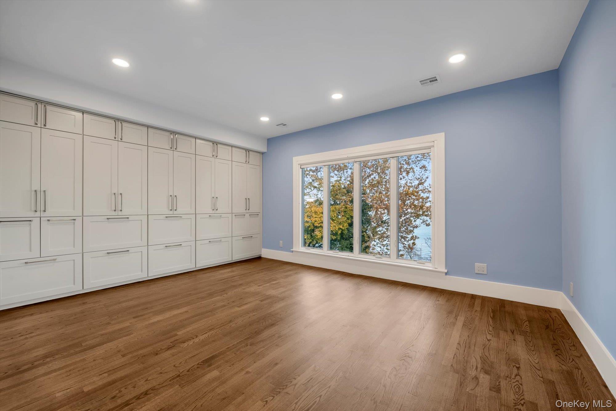 Single Family 218th  Queens, NY 11360, MLS-934534-19