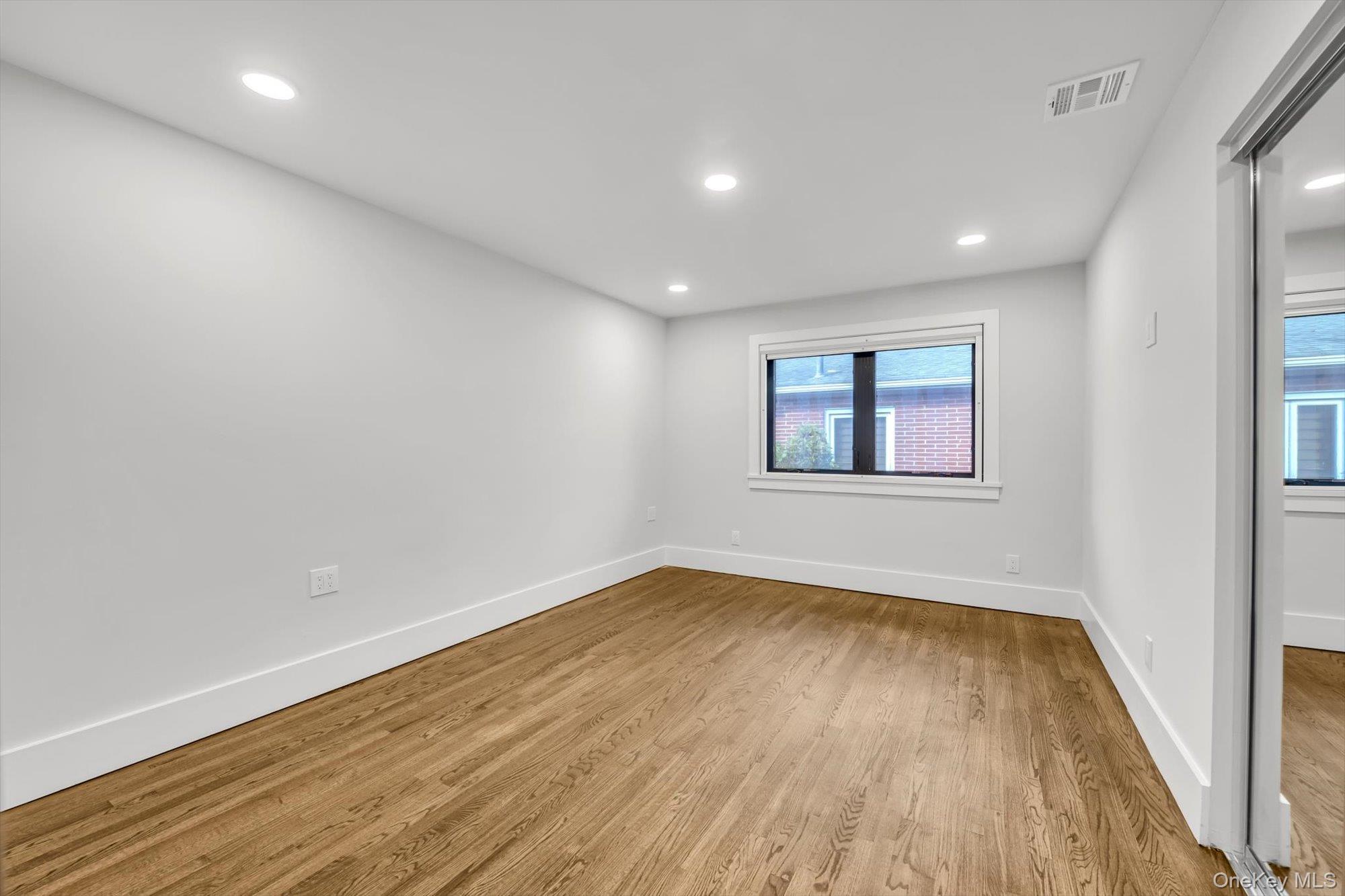 Single Family 218th  Queens, NY 11360, MLS-934534-23