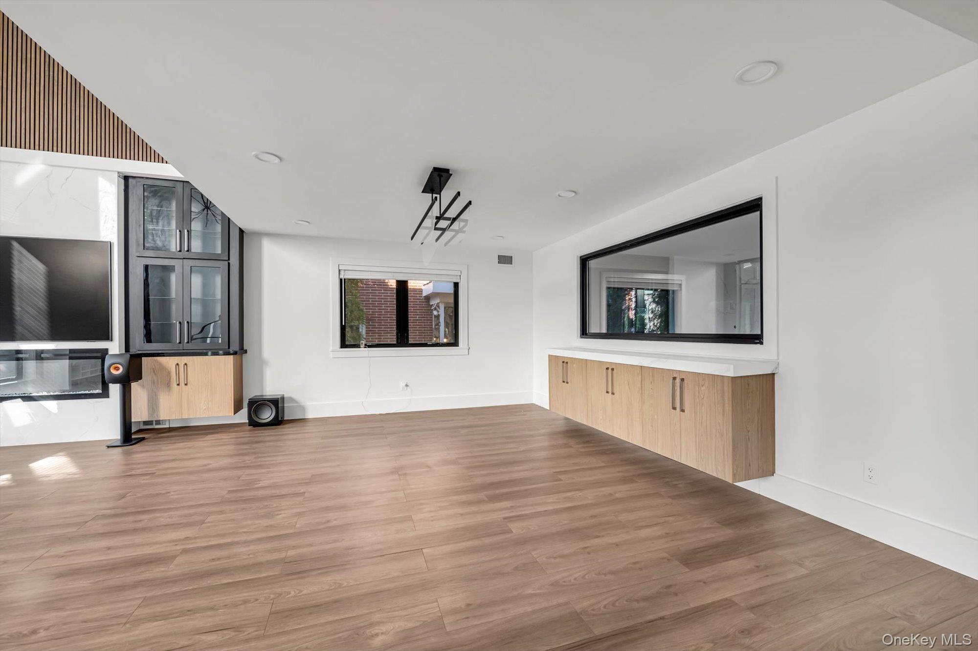 Single Family 218th  Queens, NY 11360, MLS-934534-8