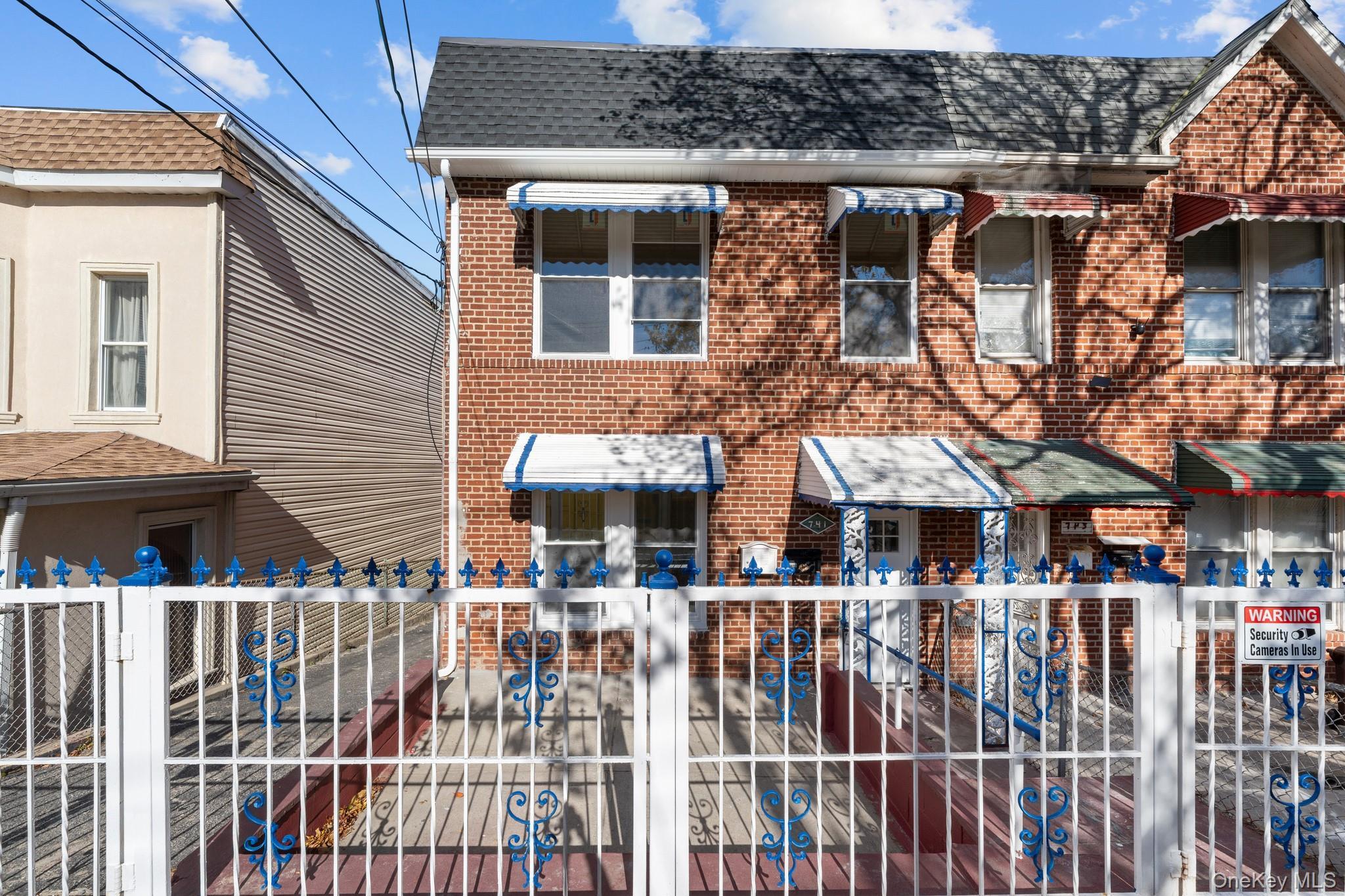 Single Family 227th  Bronx, NY 10466, MLS-934547-23