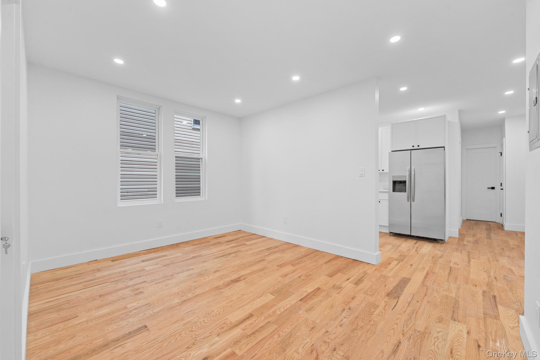 Single Family 227th Bronx, NY 10466, MLS-934547-5