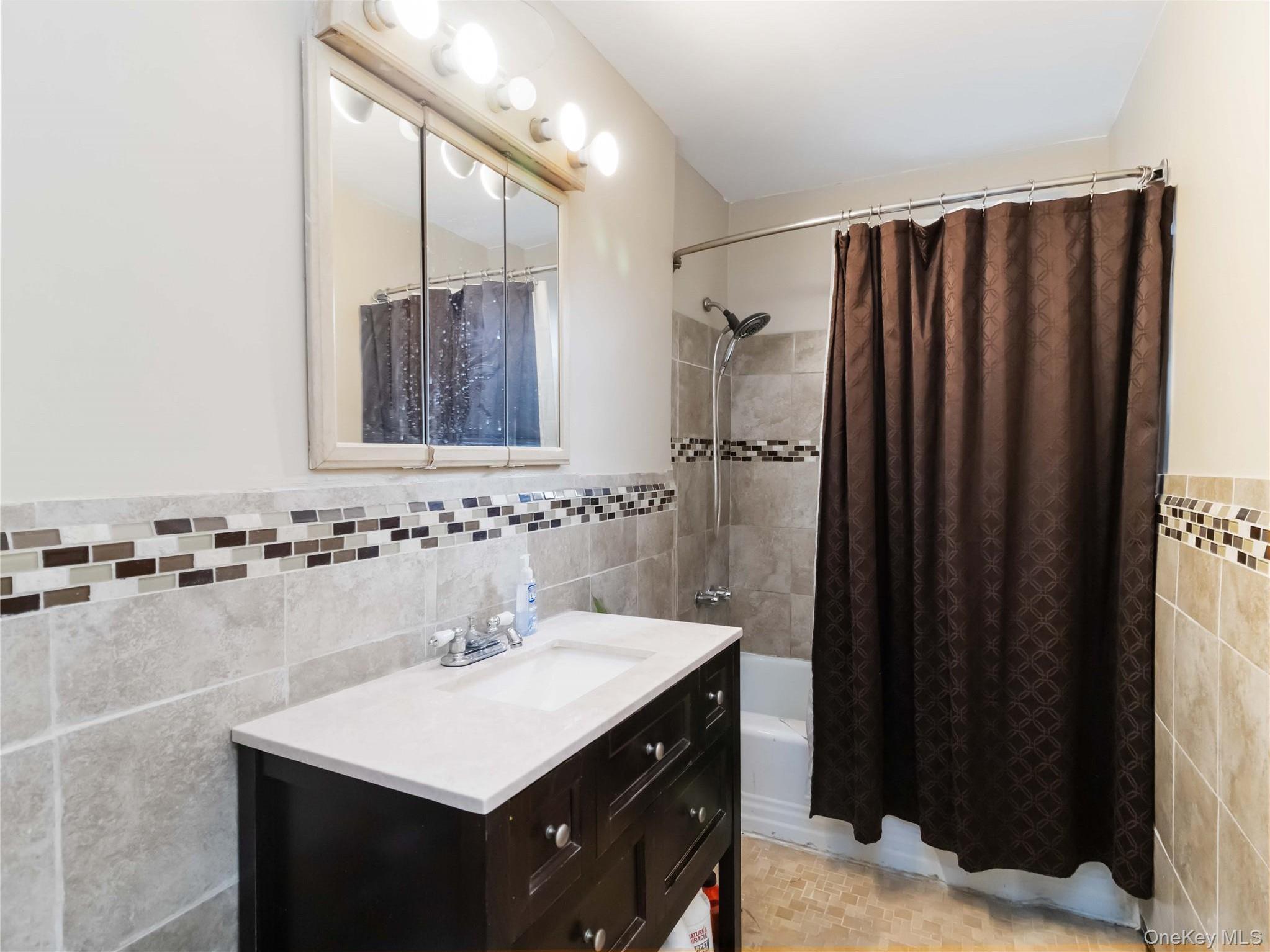 Coop 32nd Queens, NY 11369, MLS-934556-14