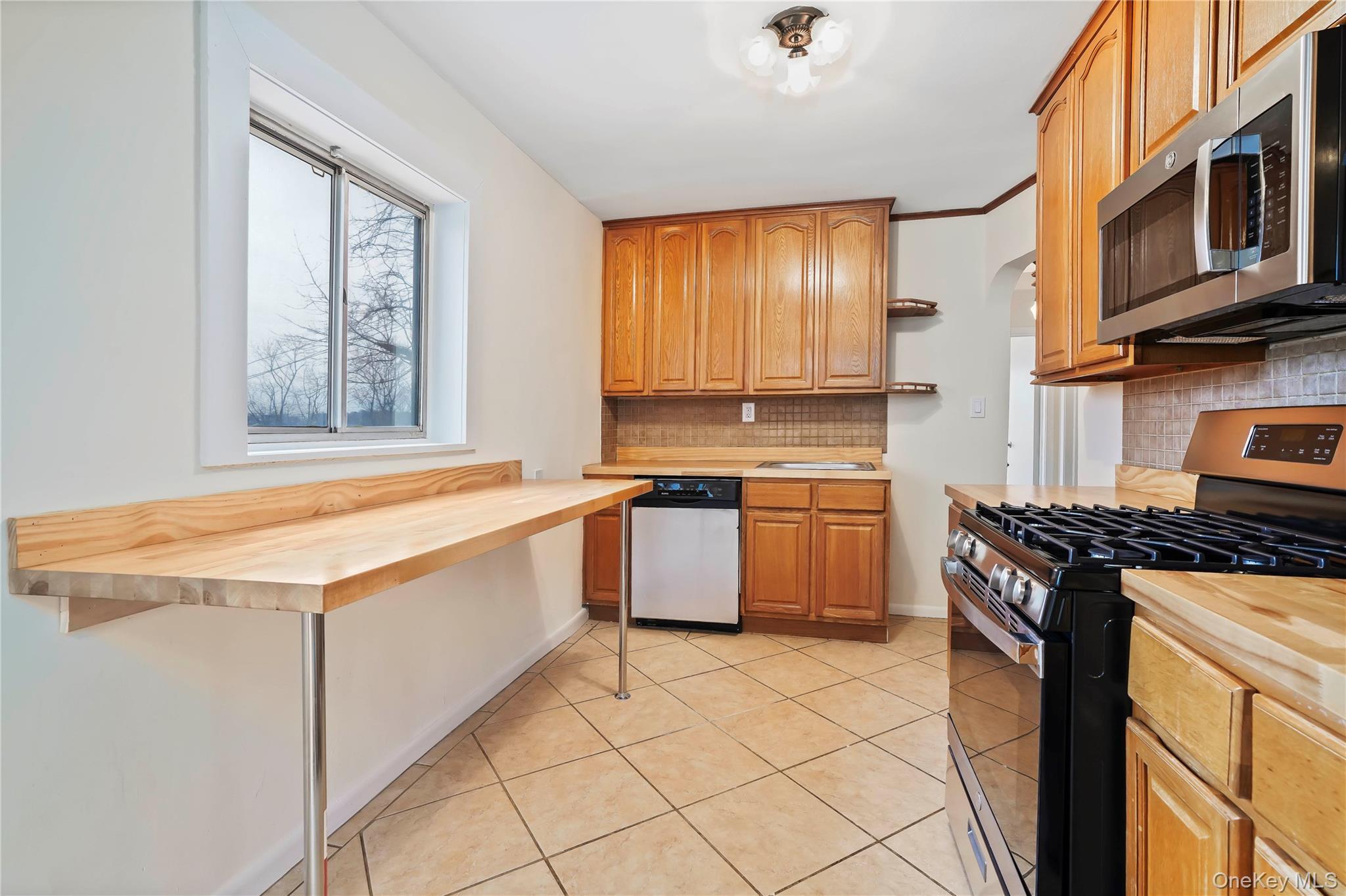 Single Family Prospect Westchester County, NY 10502, MLS-934570-10