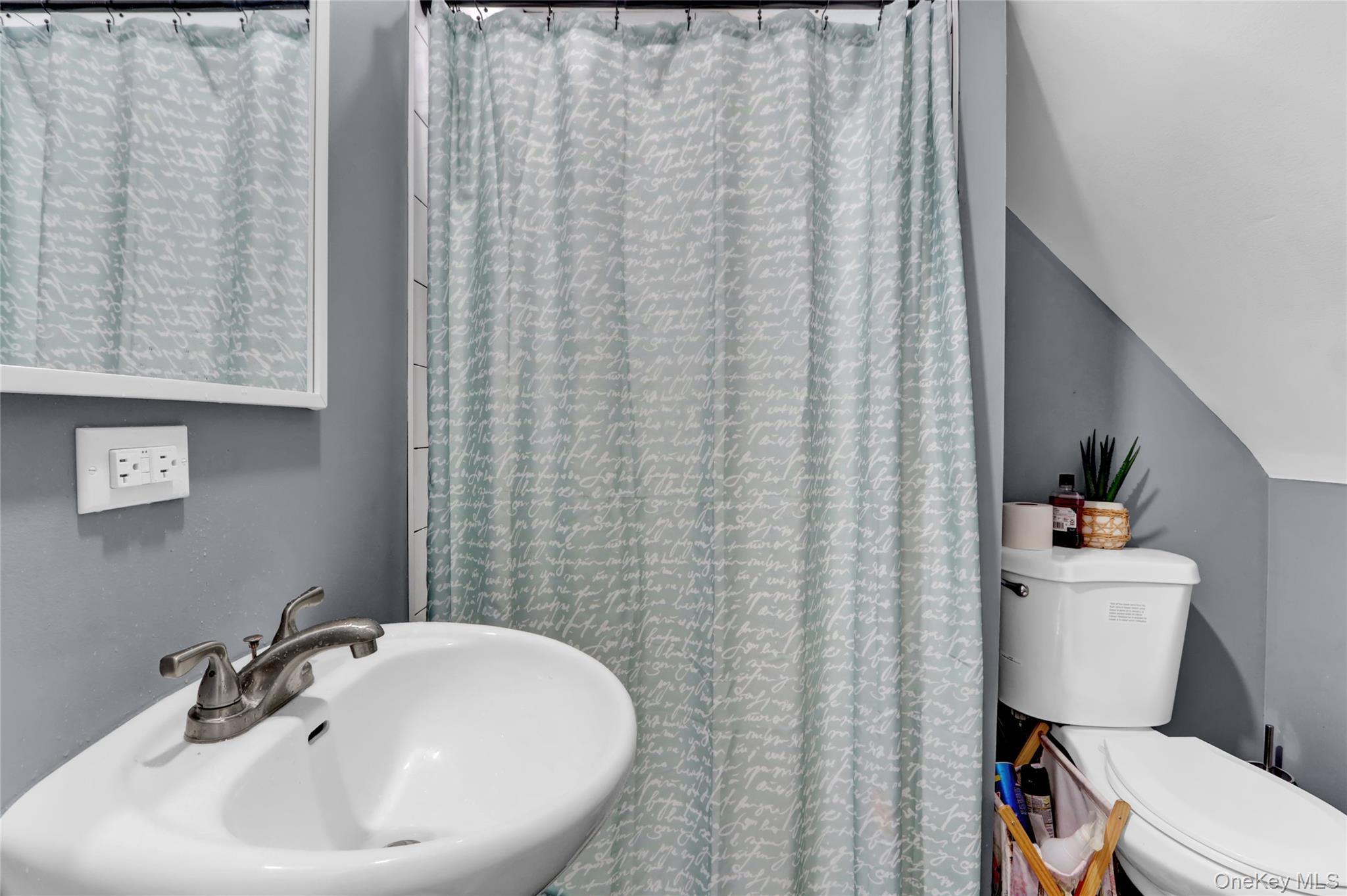 Single Family 198th Queens, NY 11412, MLS-934597-10