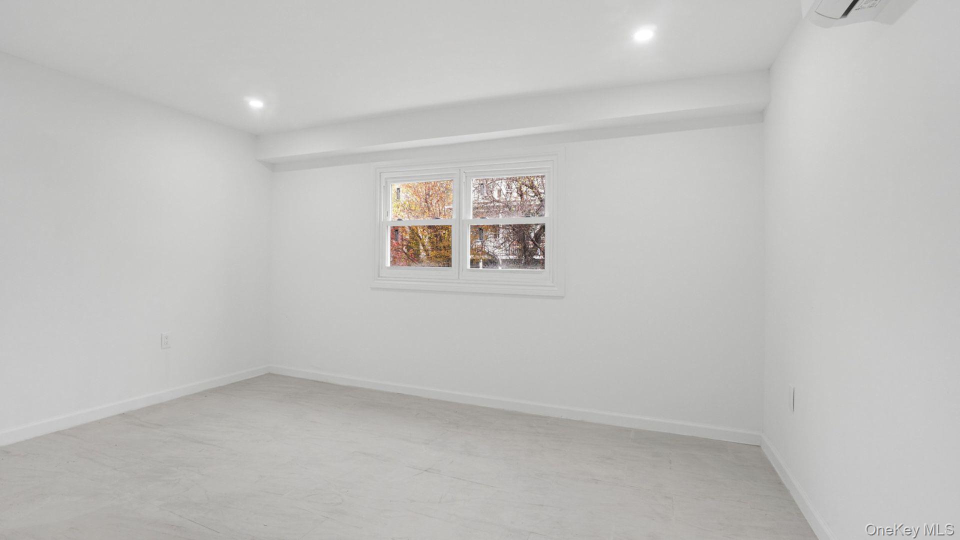 Single Family Sylvan  Bronx, NY 10471, MLS-934609-17