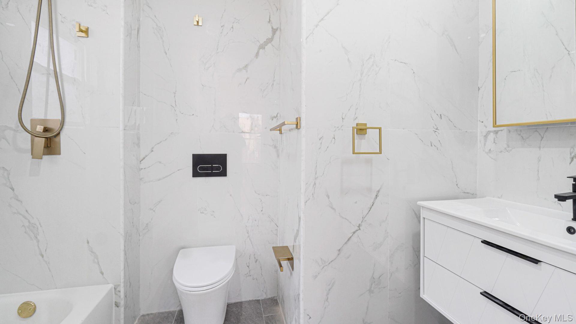 Single Family Sylvan  Bronx, NY 10471, MLS-934609-21