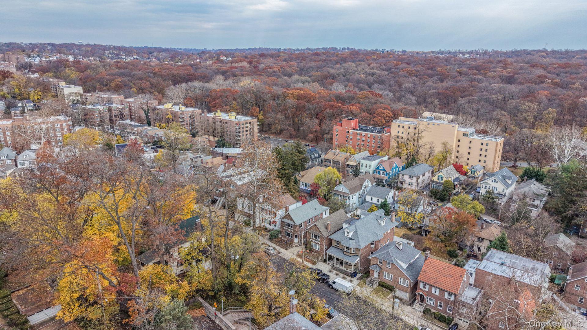 Single Family Sylvan  Bronx, NY 10471, MLS-934609-26