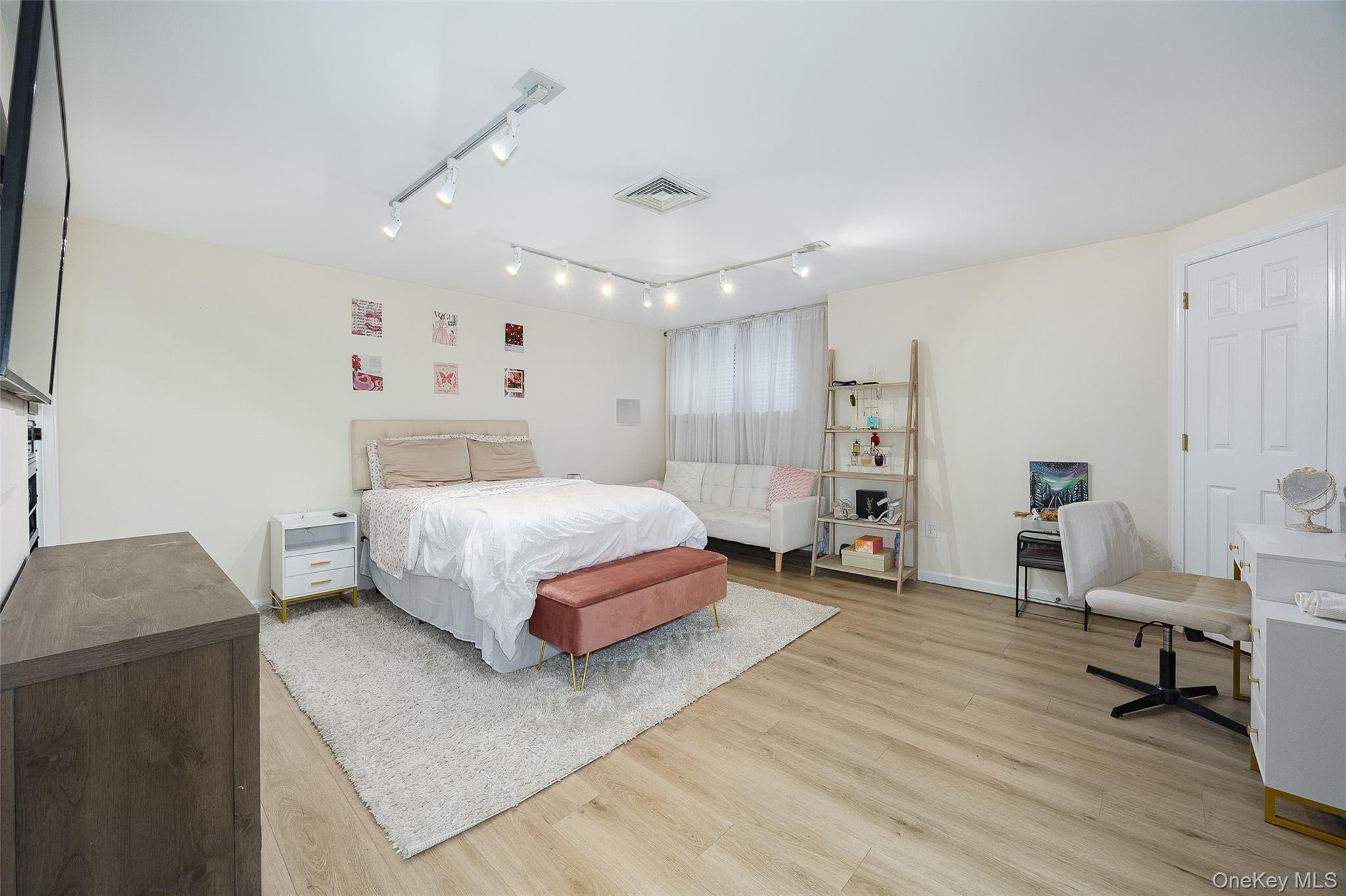 Single Family Stringham Dutchess County, NY 12540, MLS-934615-20