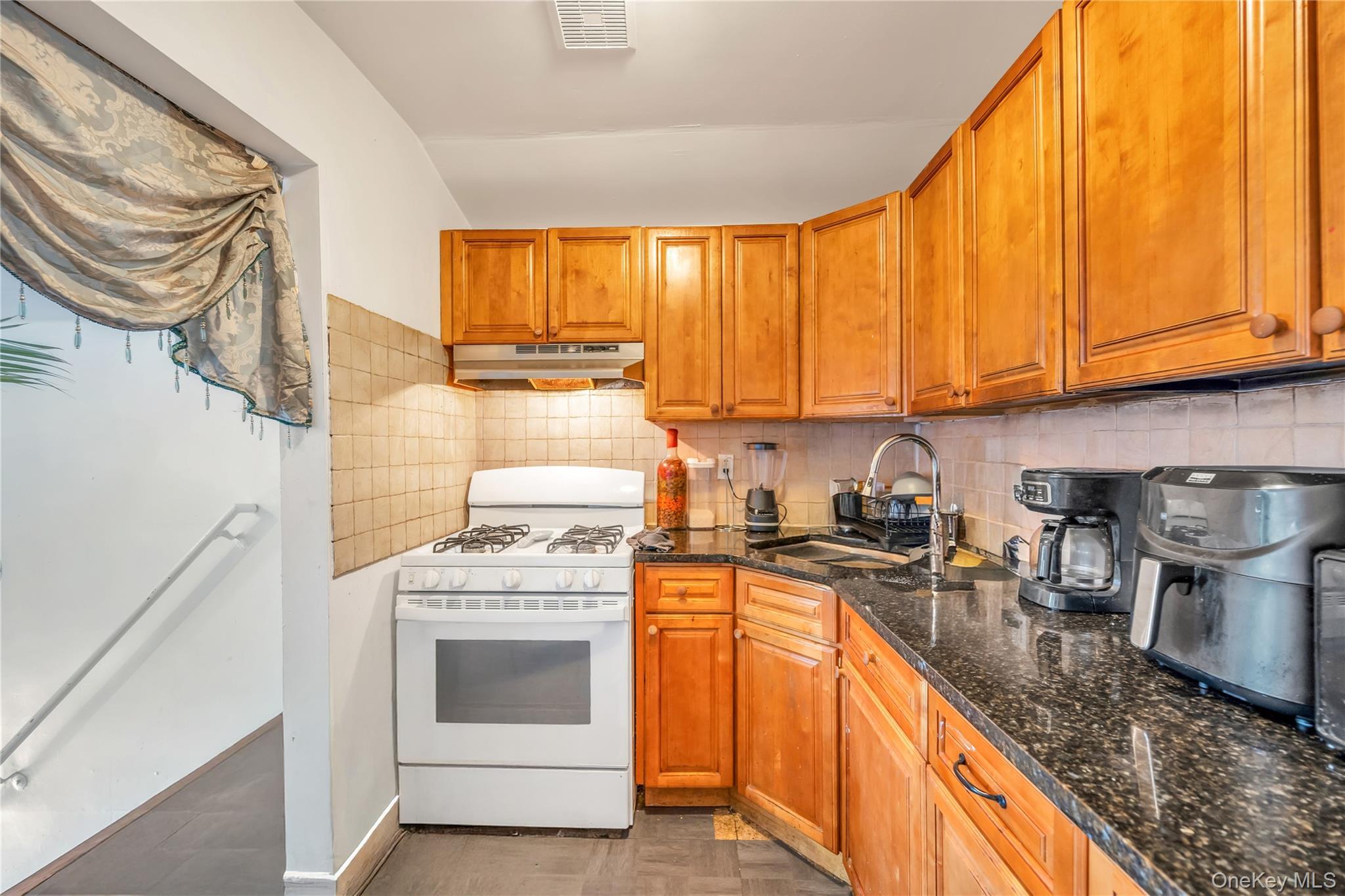 Single Family 119th  Queens, NY 11412, MLS-934623-8