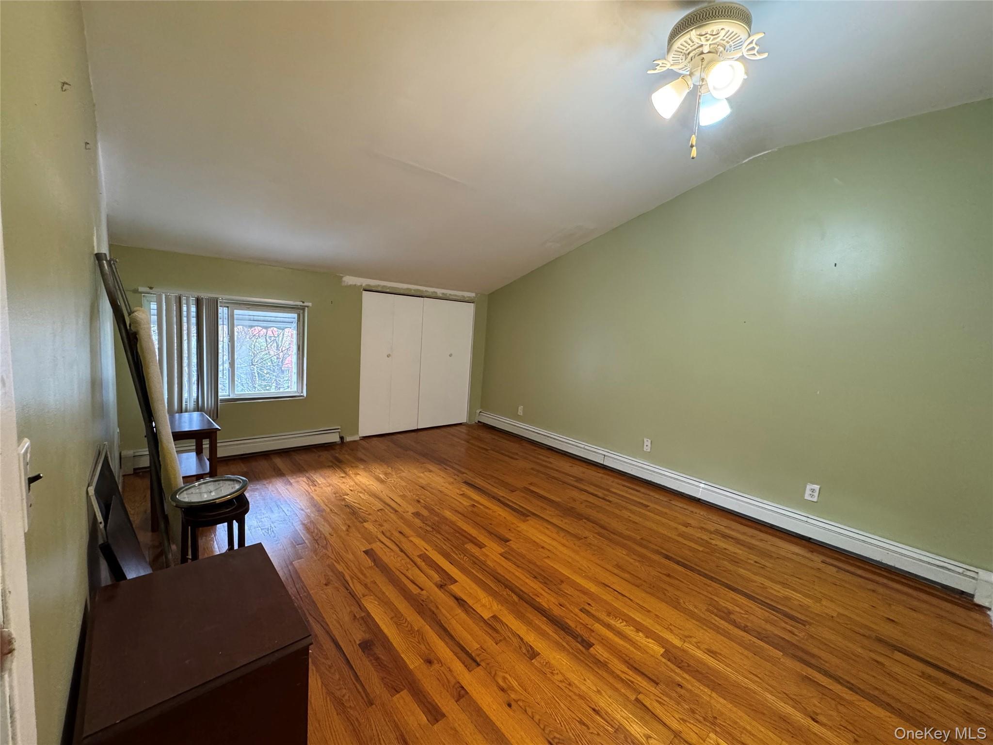 Single Family Harper Bronx, NY 10466, MLS-934633-15