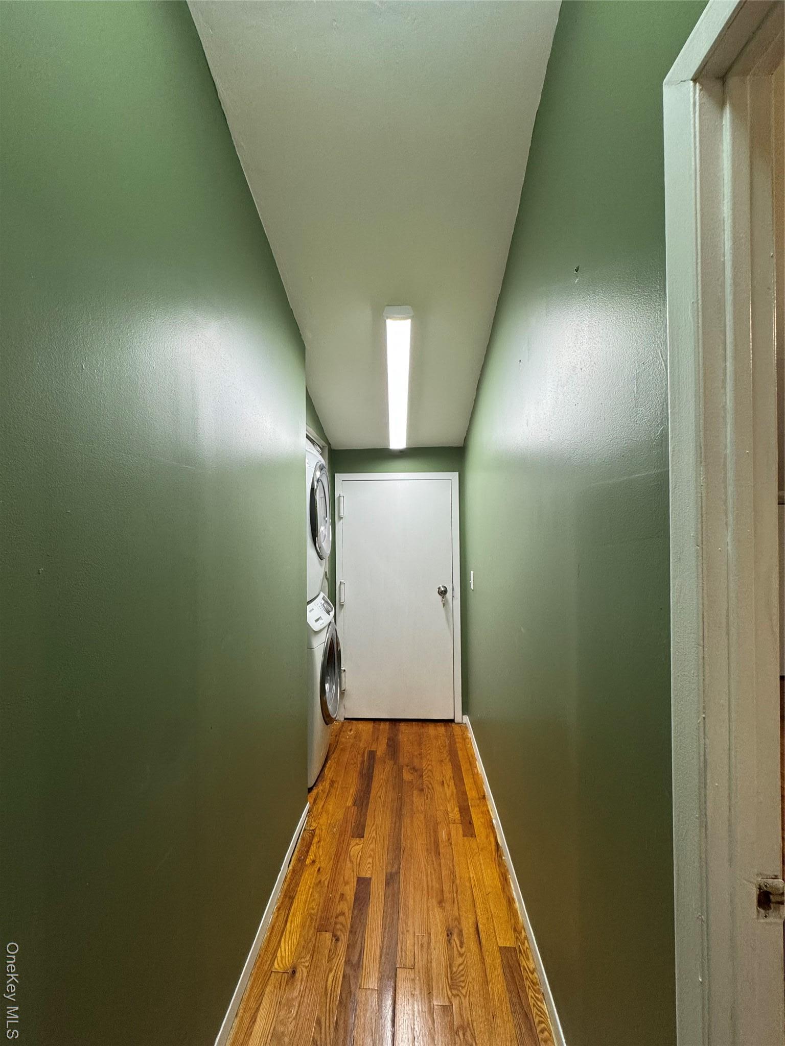 Single Family Harper Bronx, NY 10466, MLS-934633-16