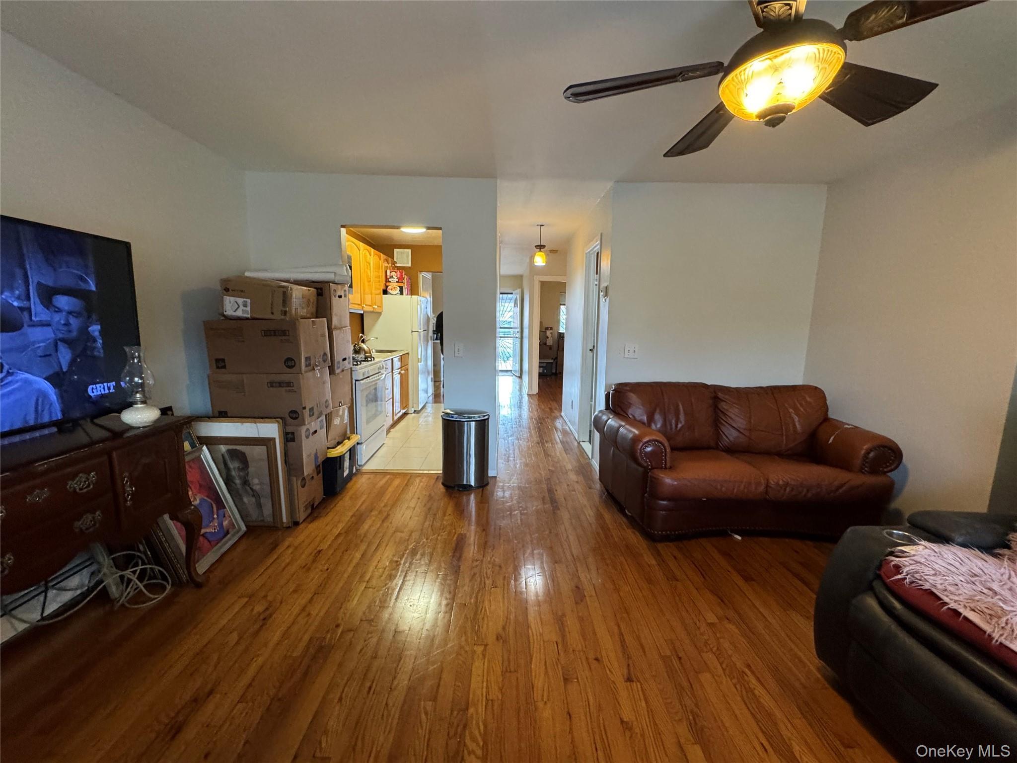 Single Family Harper Bronx, NY 10466, MLS-934633-17