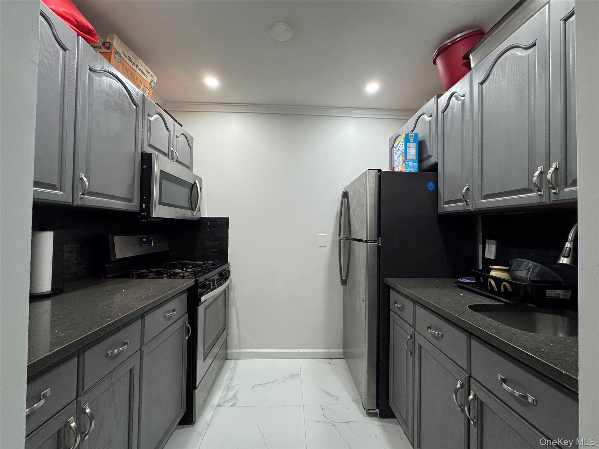 Single Family Harper Bronx, NY 10466, MLS-934633-21