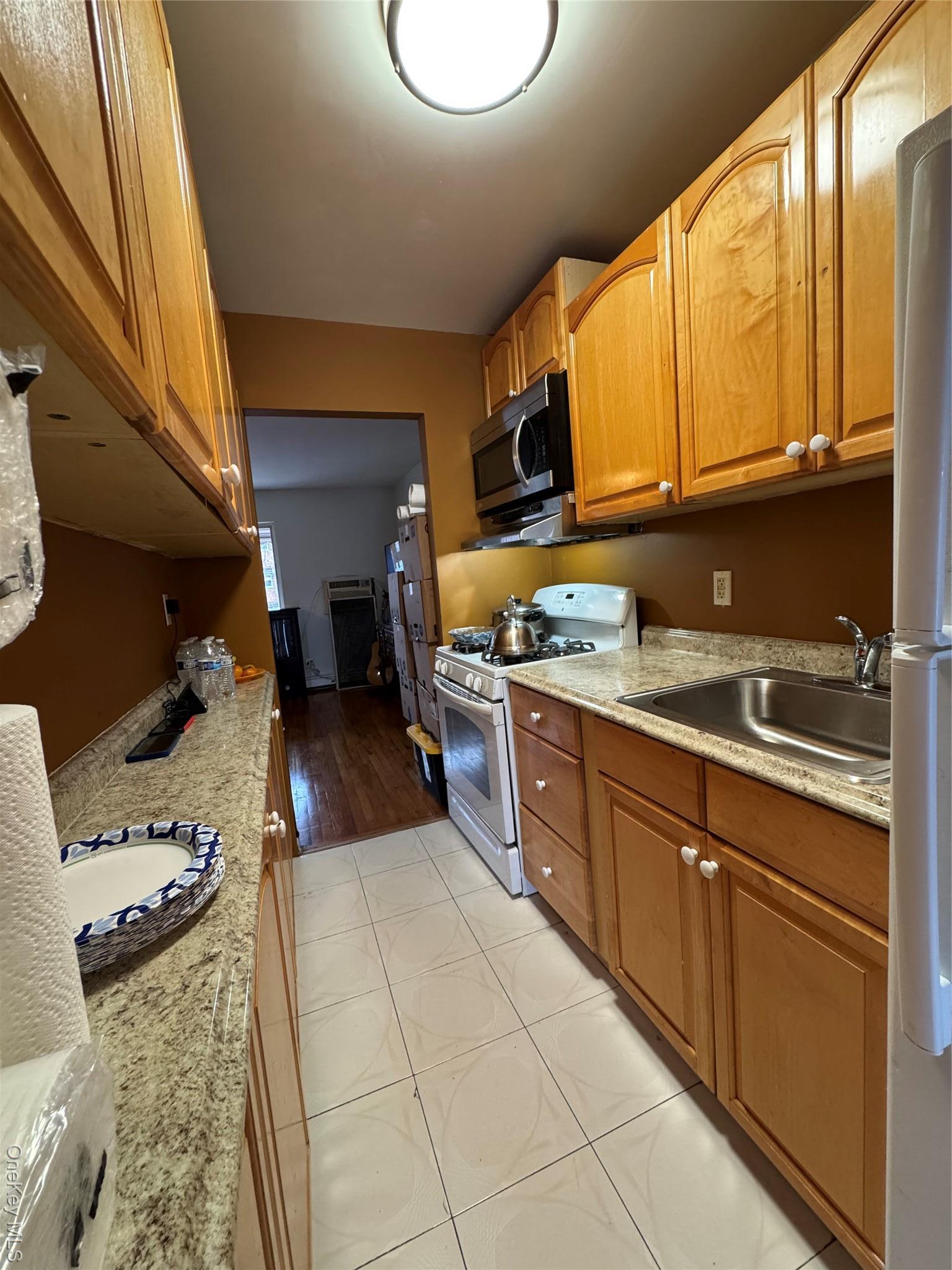 Single Family Harper Bronx, NY 10466, MLS-934633-5