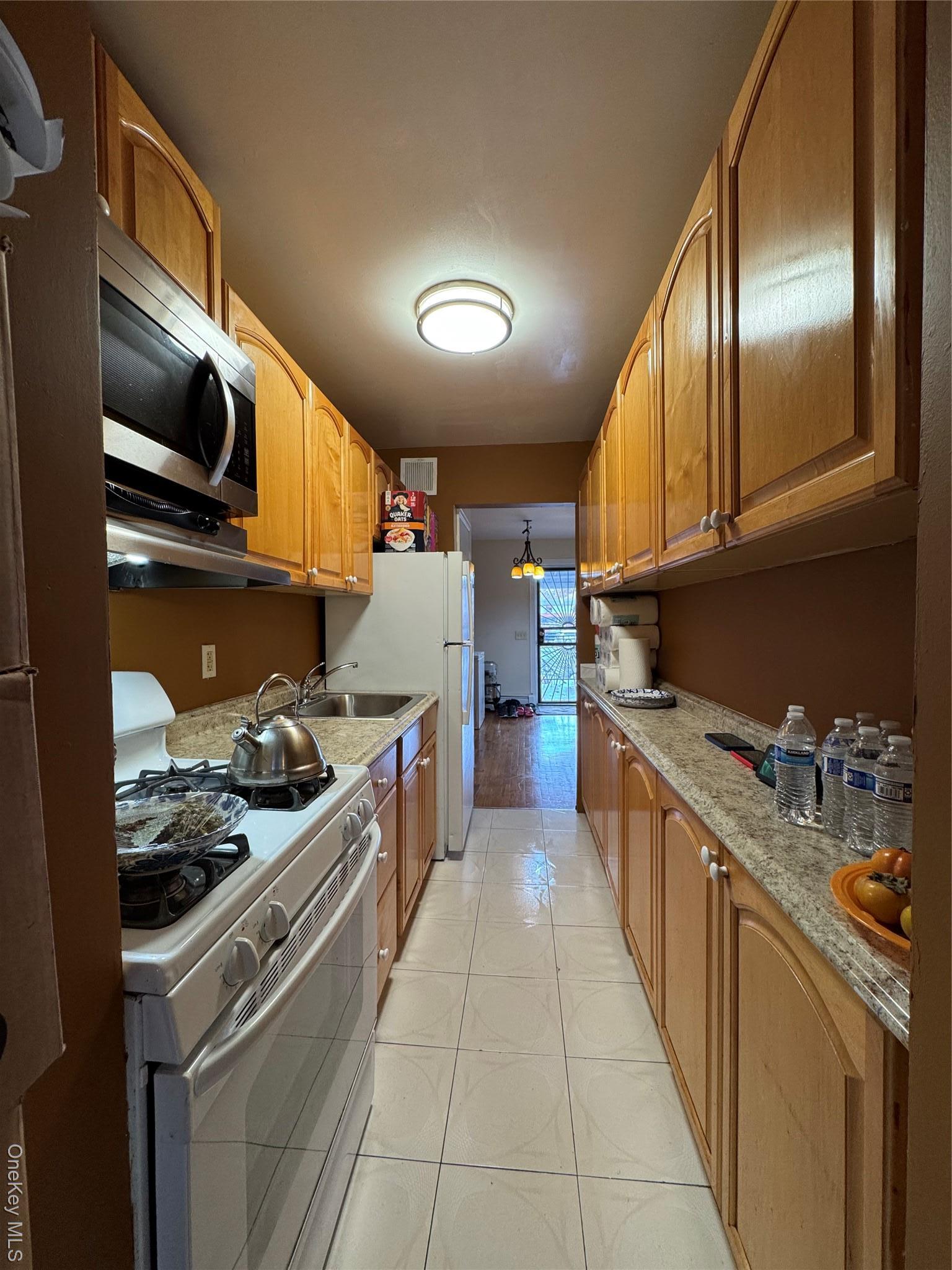 Single Family Harper Bronx, NY 10466, MLS-934633-6