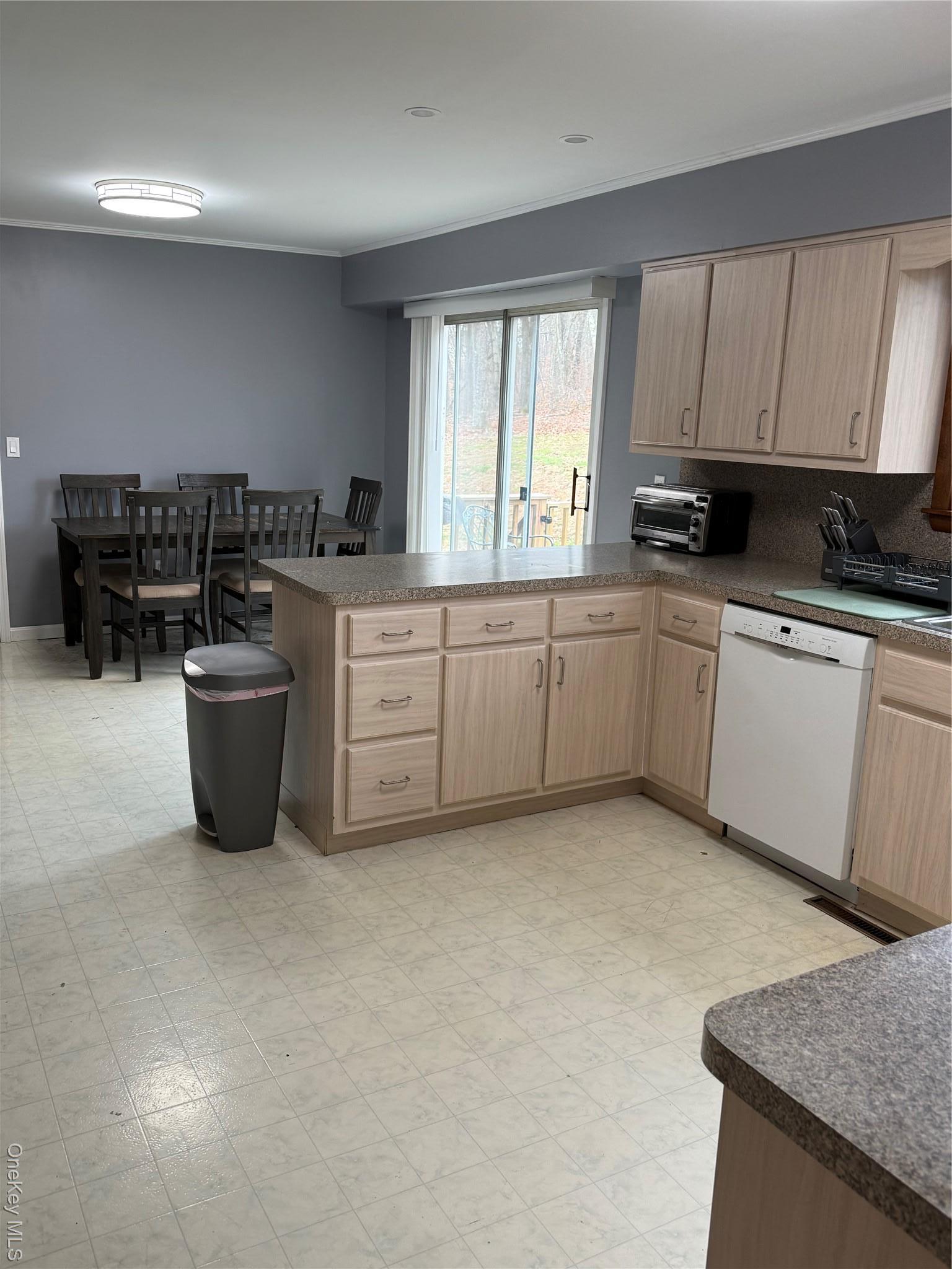 Single Family Square Woods  Dutchess County, NY 12540, MLS-934645-16