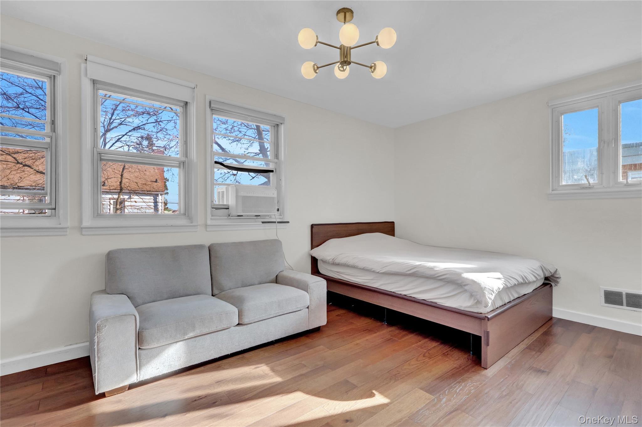 Single Family Commonwealth  Queens, NY 11426, MLS-934651-11