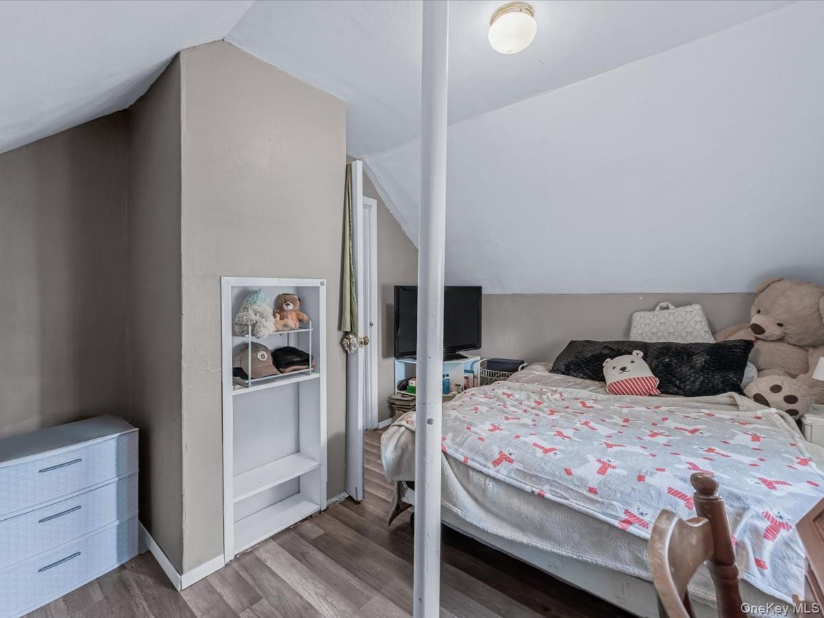 Single Family Jerusalem Nassau County, NY 11756, MLS-934652-15