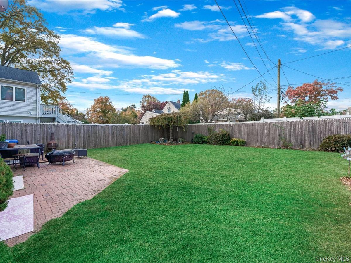 Single Family Jerusalem Nassau County, NY 11756, MLS-934652-17