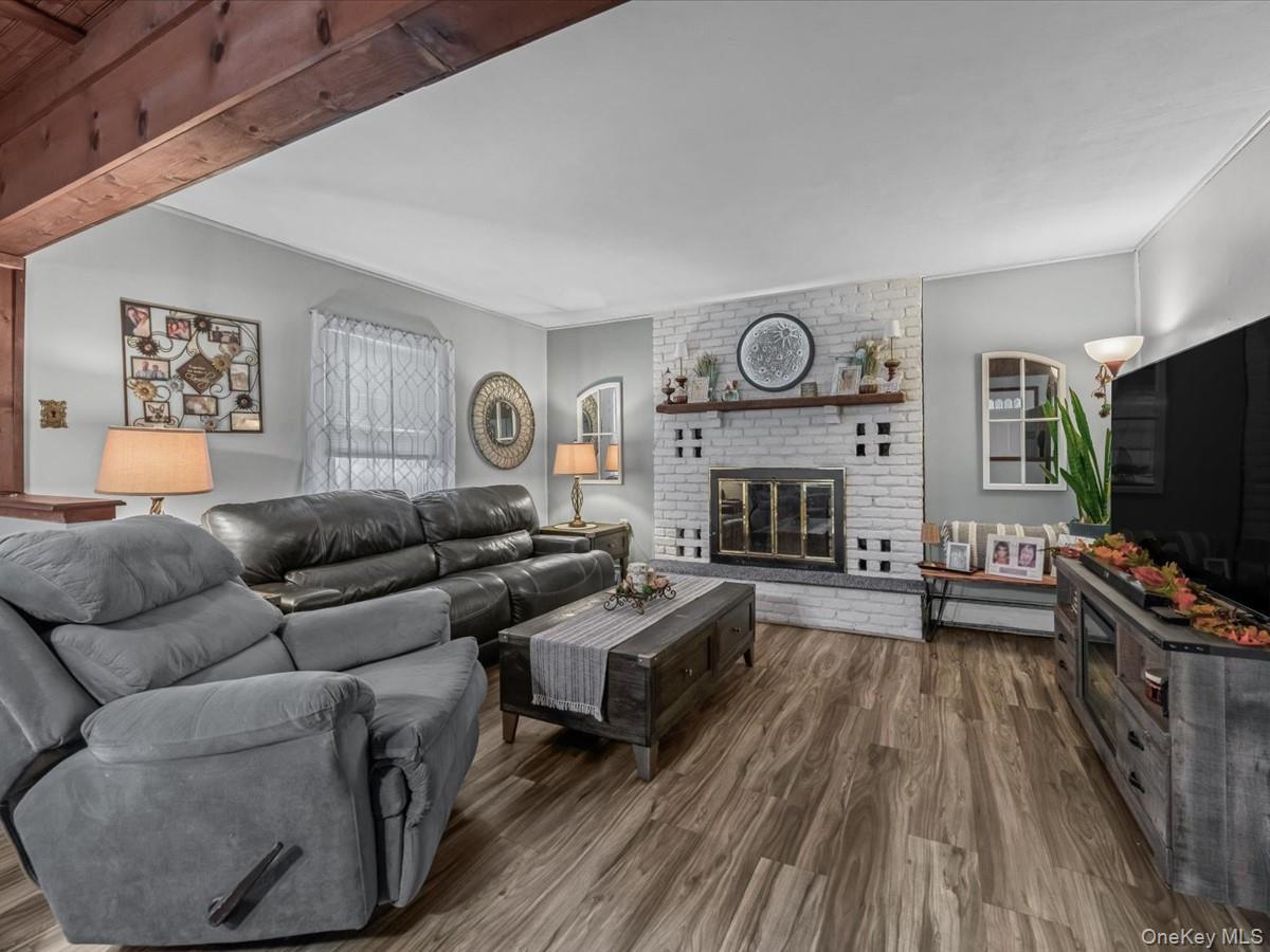 Single Family Jerusalem Nassau County, NY 11756, MLS-934652-6