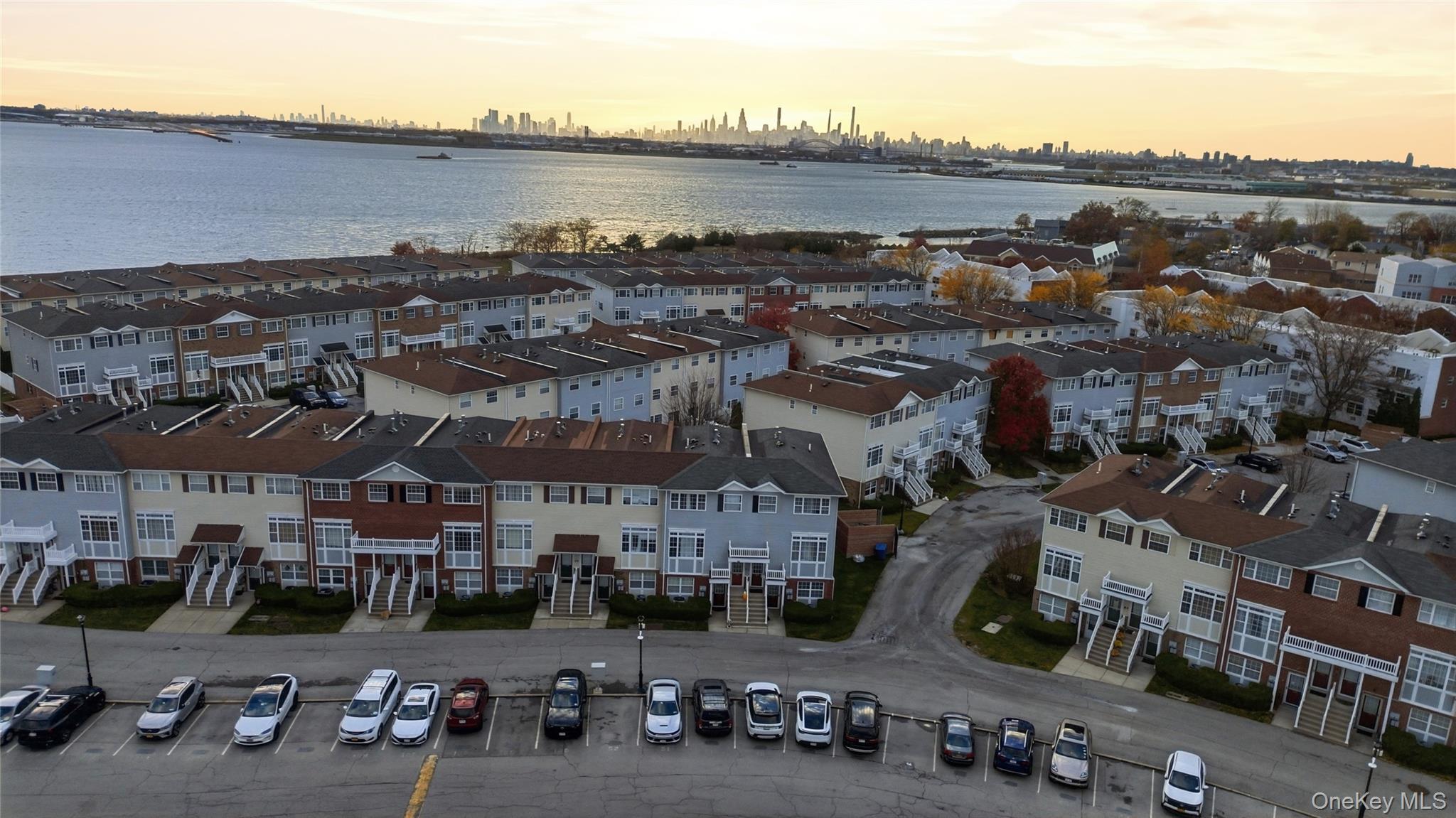 Condo Surf  Bronx, NY 10473, MLS-934719-11