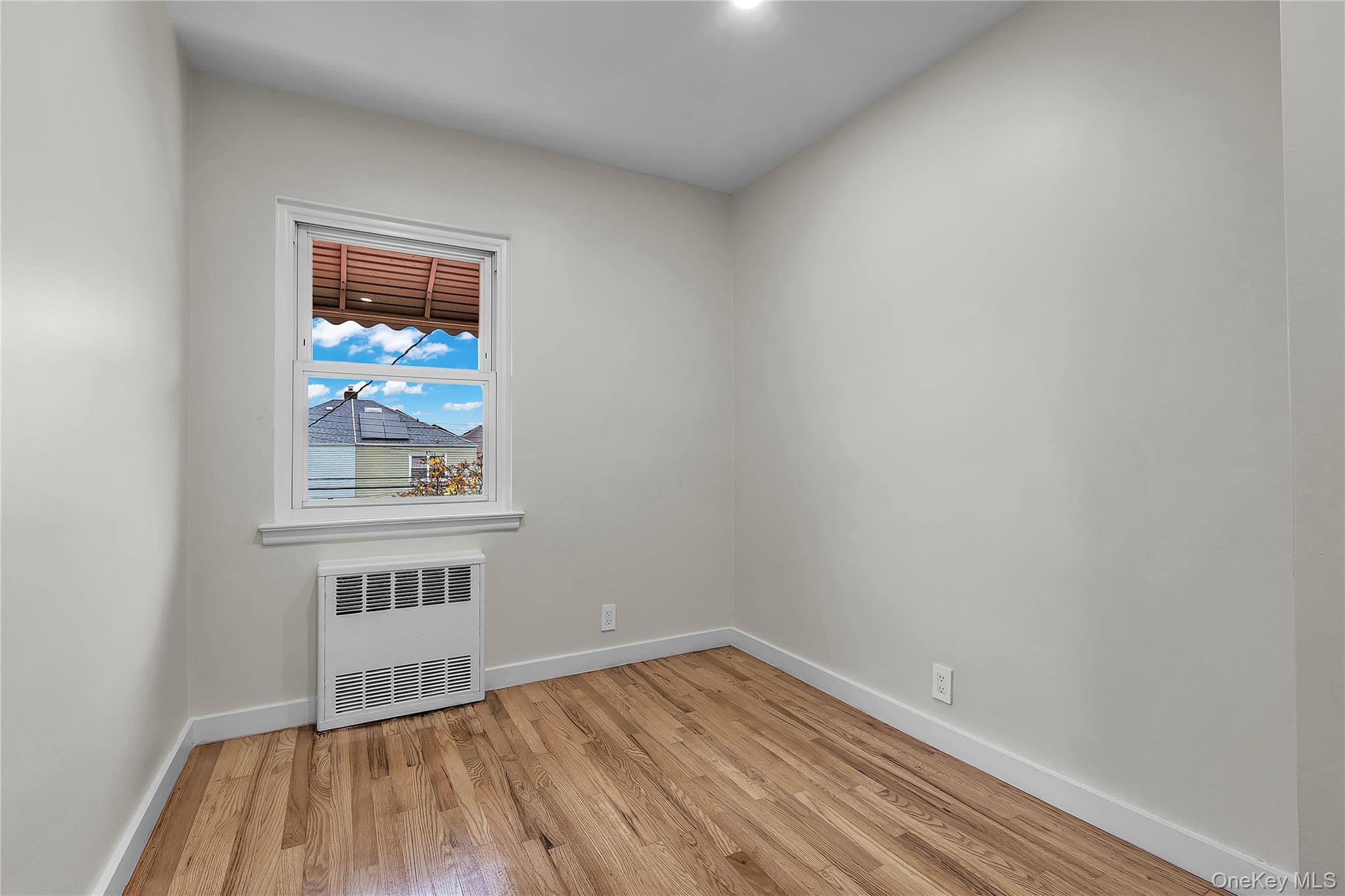 Single Family Tenbroeck Bronx, NY 10469, MLS-934728-8