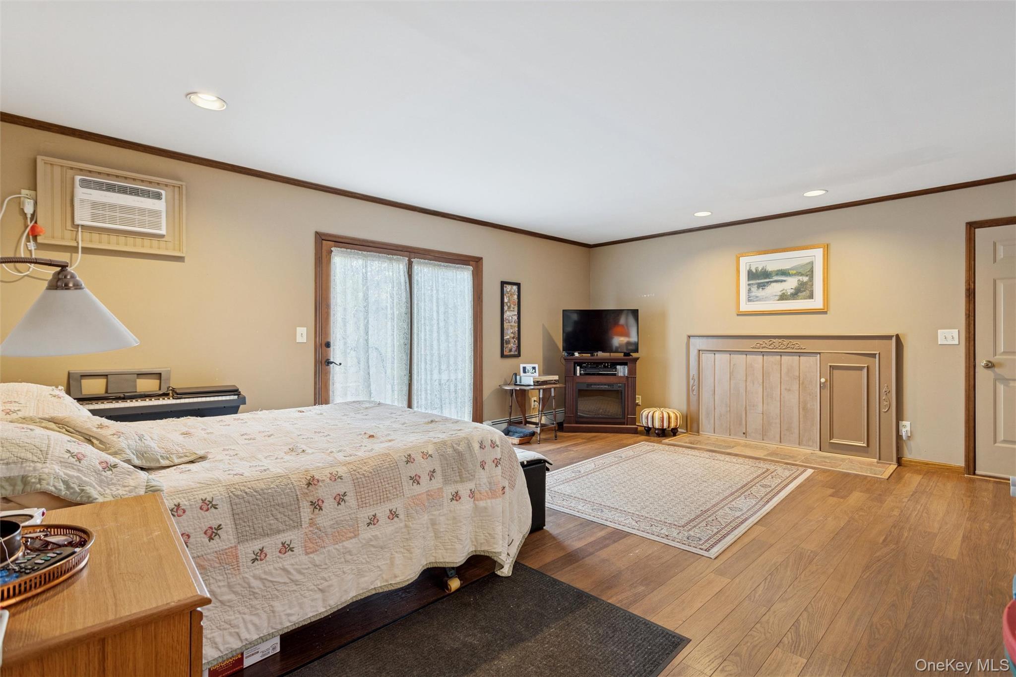 Single Family Traver Dutchess County, NY 12569, MLS-934760-16