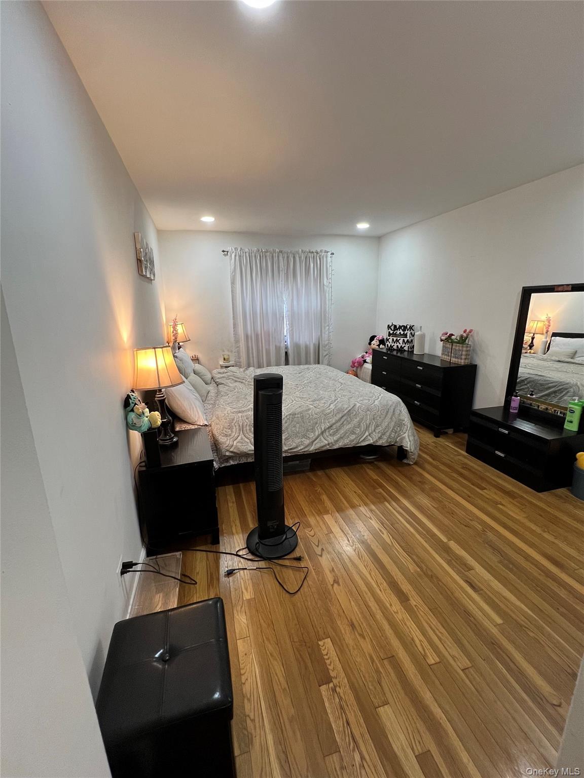 Coop 59th Queens, NY 11373, MLS-934762-16