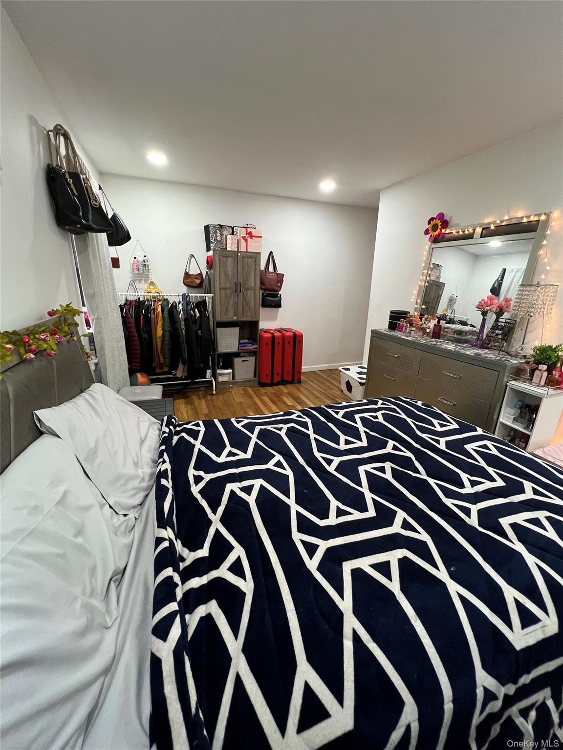 Coop 59th Queens, NY 11373, MLS-934762-25