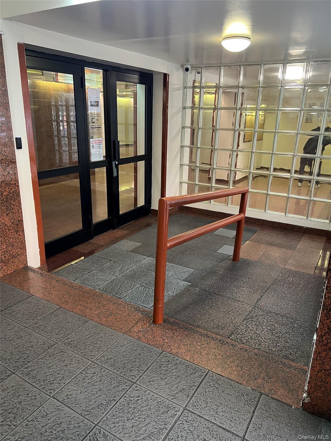 Coop 59th Queens, NY 11373, MLS-934762-3